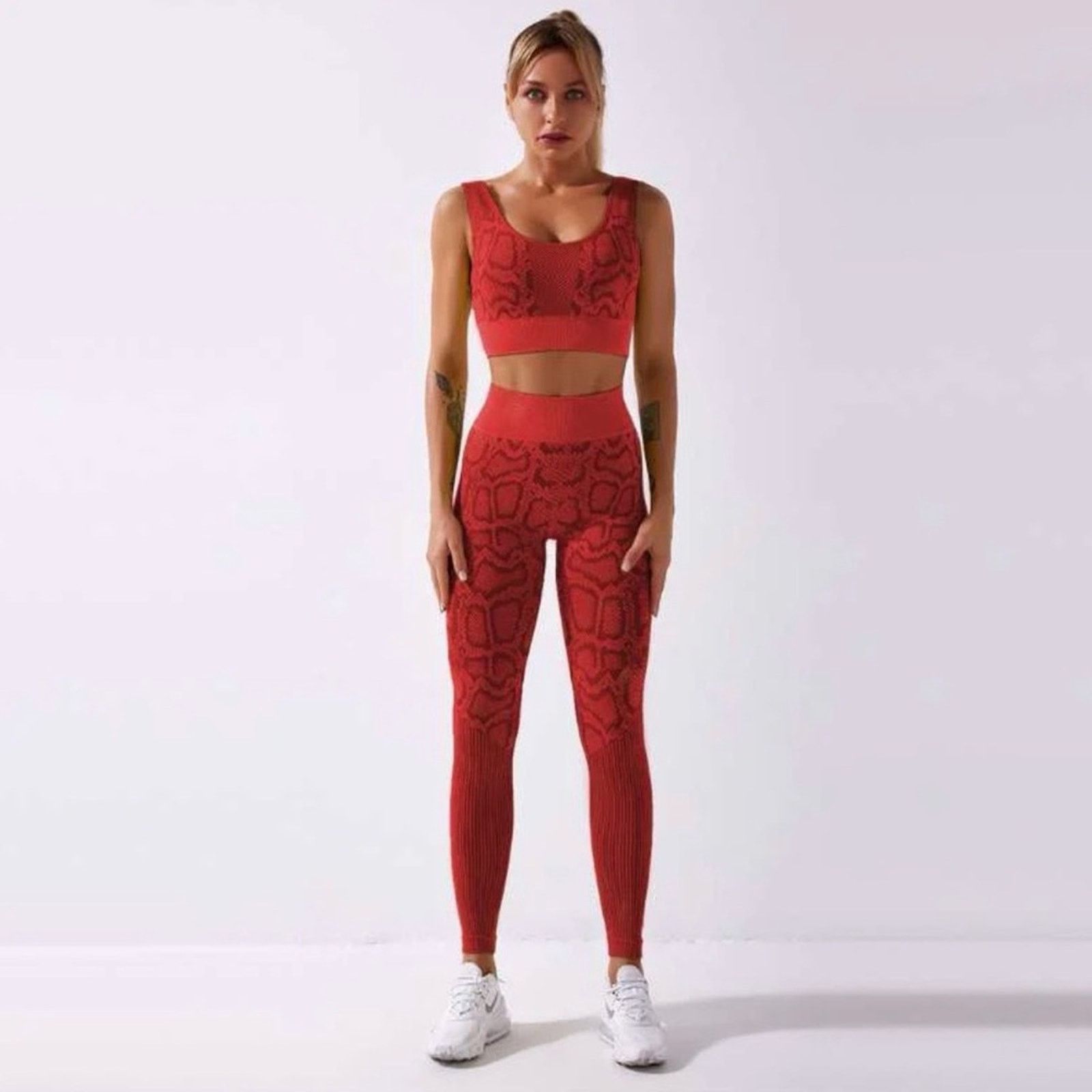 Other Yoga Gym Fitness Lounge Red Two-Piece Activewear Set Size 26" / US 2 / IT 38 - 2 Thumbnail