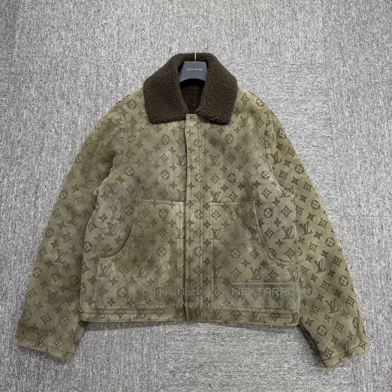 Louis Vuitton LV Shearling Jacket Classic Size 54. Size US XL / EU 56 / 4 - 1 Thumbnail