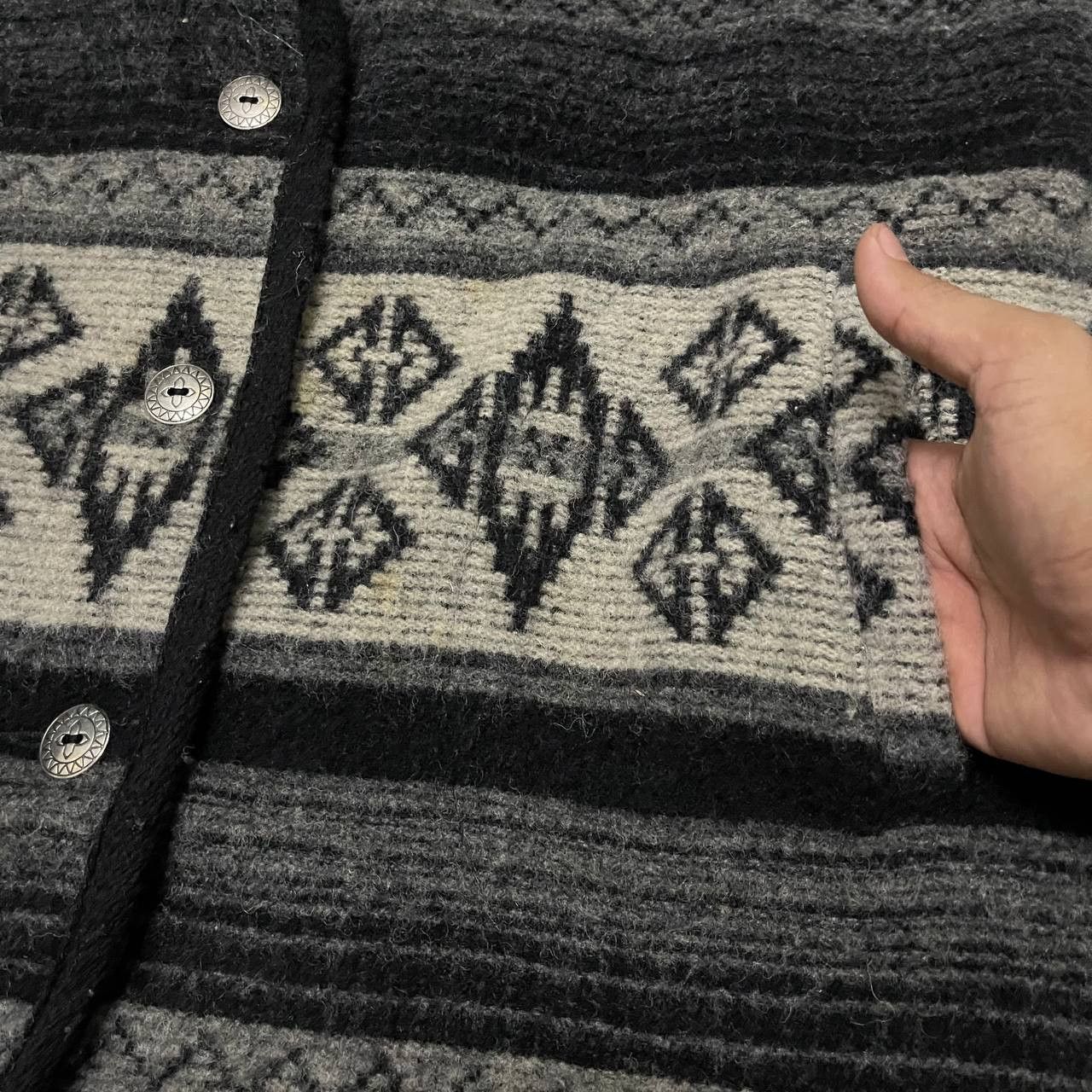 Woolrich Woolen Mills Vintage Woolrich Aztec Wool Vest Size US XL / EU 56 / 4 - 5 Thumbnail