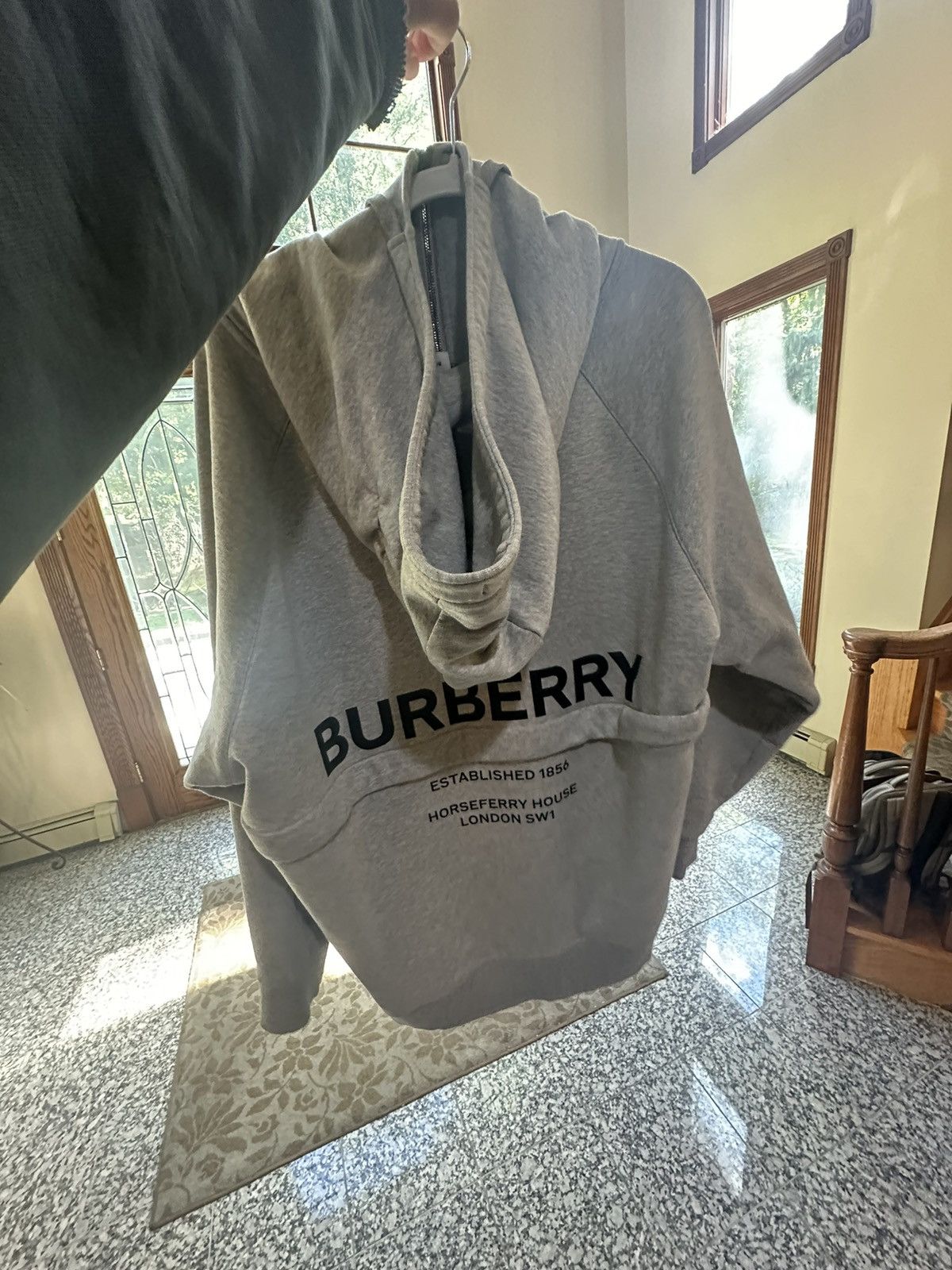 Burberry Burberry archford pale grey oversized hoodie XXXL Size US XXL / EU 58 / 5 - 6 Thumbnail