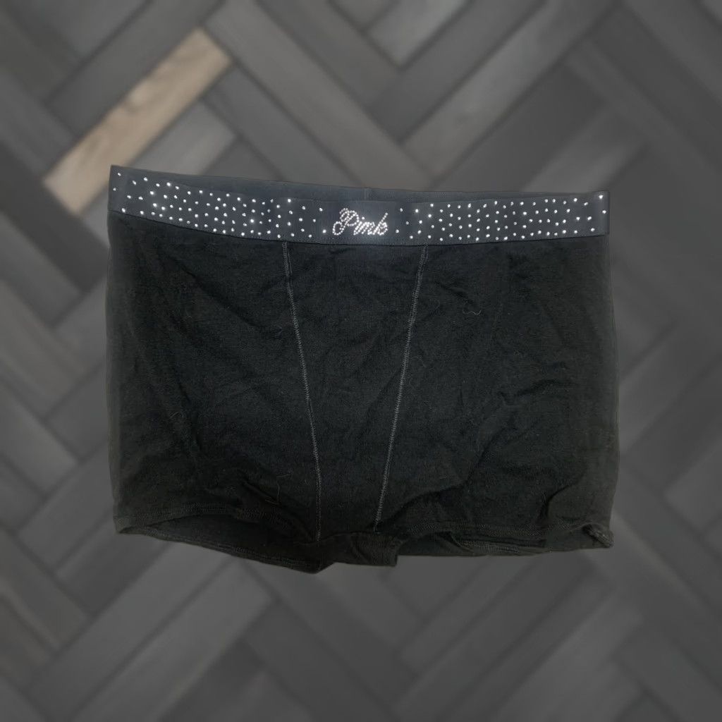 Vintage PINK Victoria's Secret Bling Pink Logo Boxer Shorts XL Black Women Sleep Shorts Logo Butt Size 40" / US 18 - 1 Thumbnail
