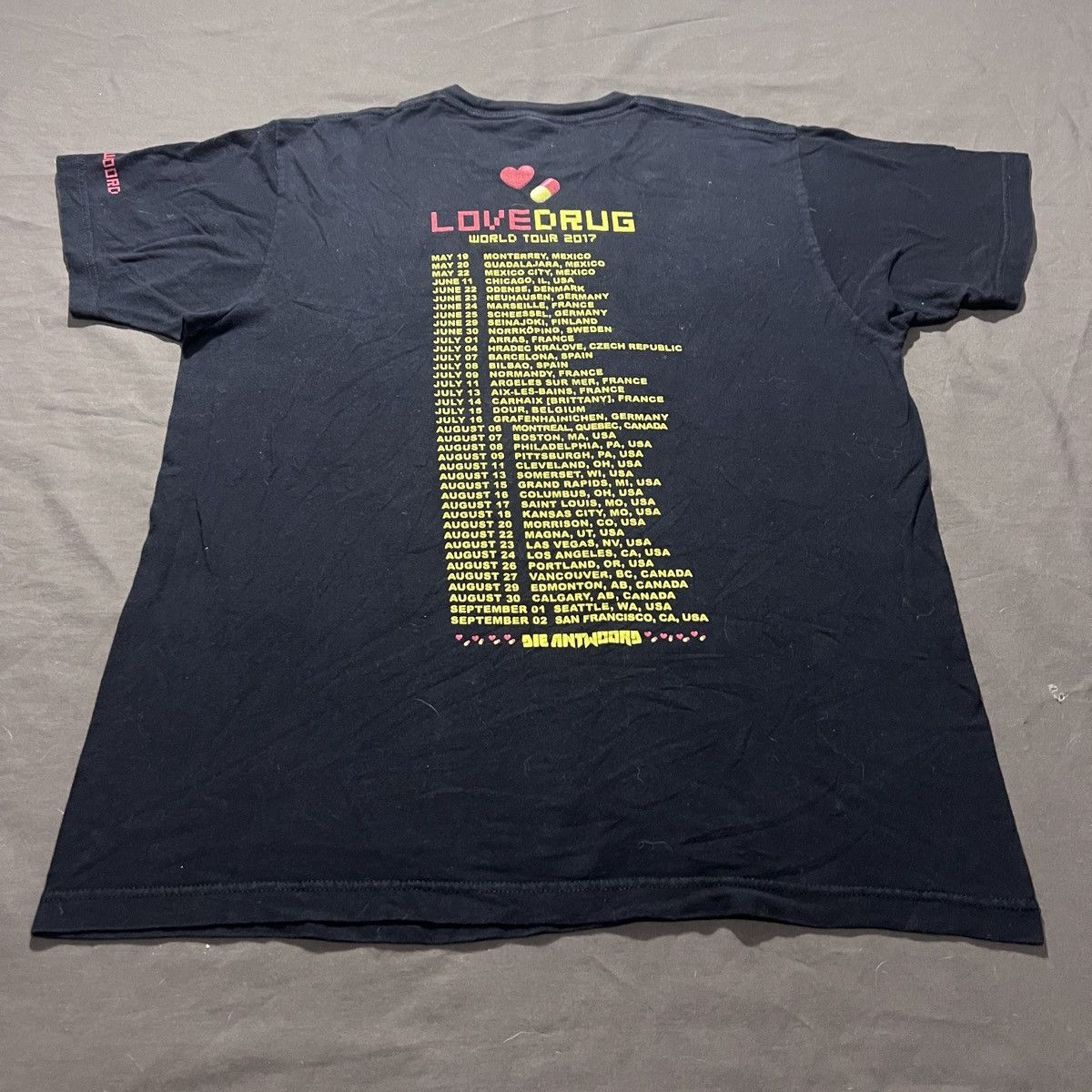 Band Tees Die Antwoord LOVE DRUG Tour 2017 Tee Hiphop Rap-rave Size US L / EU 52-54 / 3 - 4 Thumbnail
