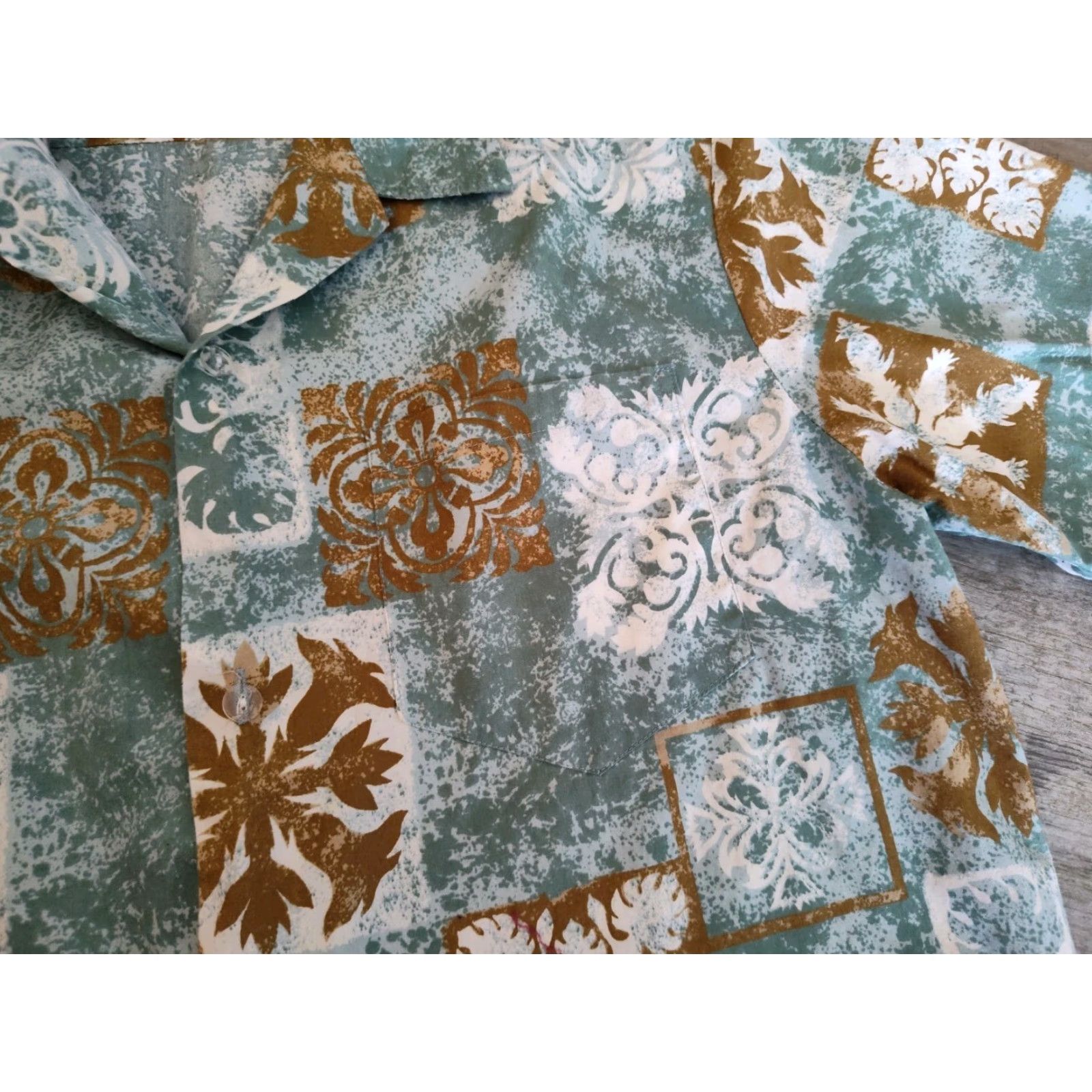 Vintage VINTAGE Howie Hawaiian Shirt Men L Abstract Button-Up Short Sleeve Beach Travel USA Made Size US L / EU 52-54 / 3 - 4 Thumbnail