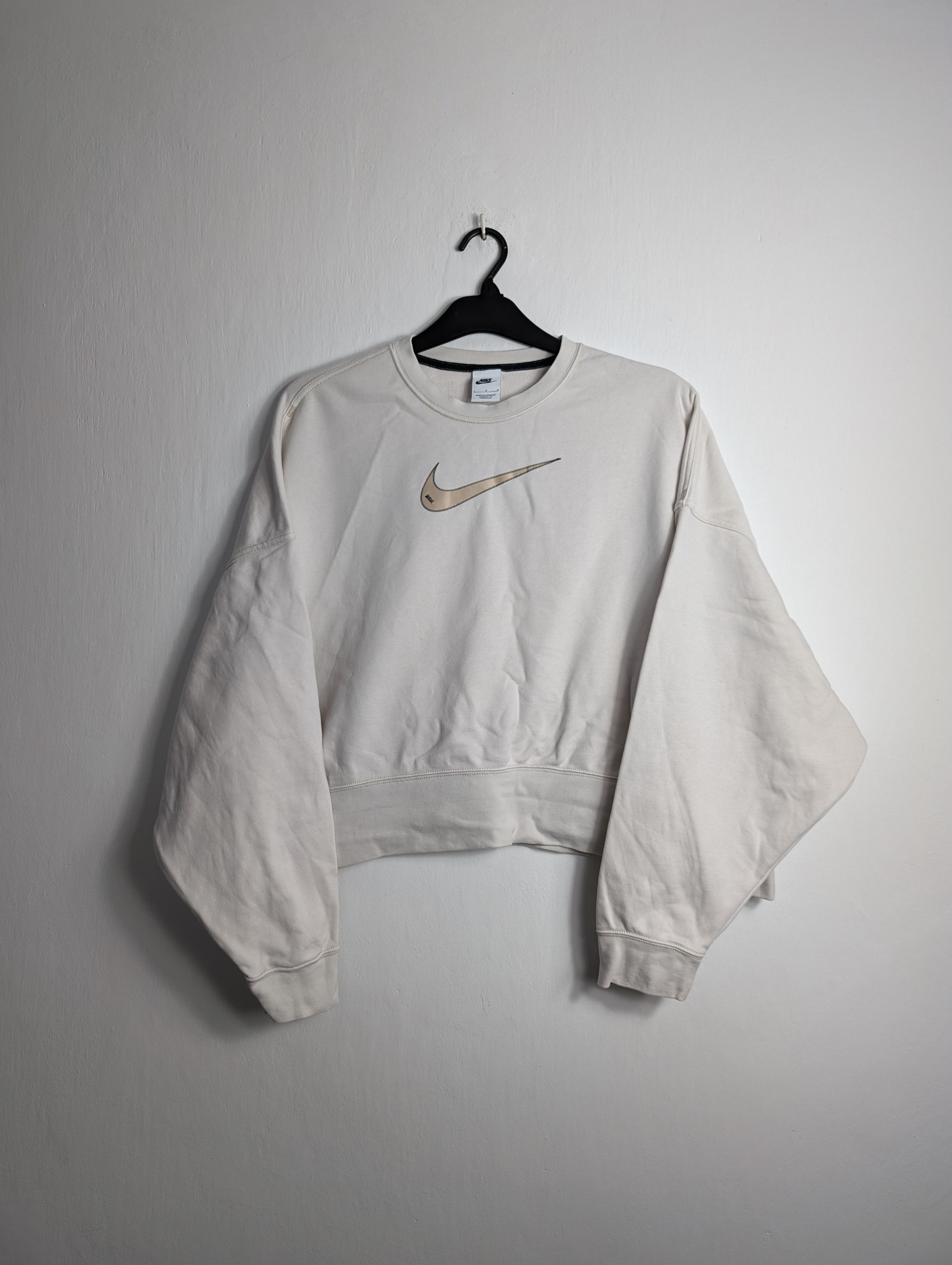 Nike Nike Sportswear Essentials Wmns Sweatshirt Size L / US 10 / IT 46 - 1 Thumbnail