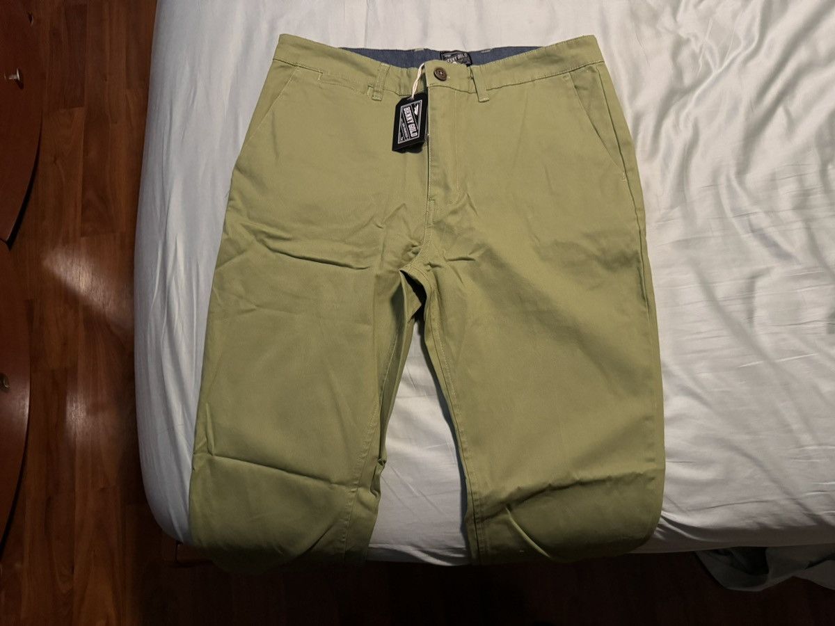 Benny Gold Benny Gold Olive Chino Pants Size 33x30 Size US 33 - 1 Thumbnail