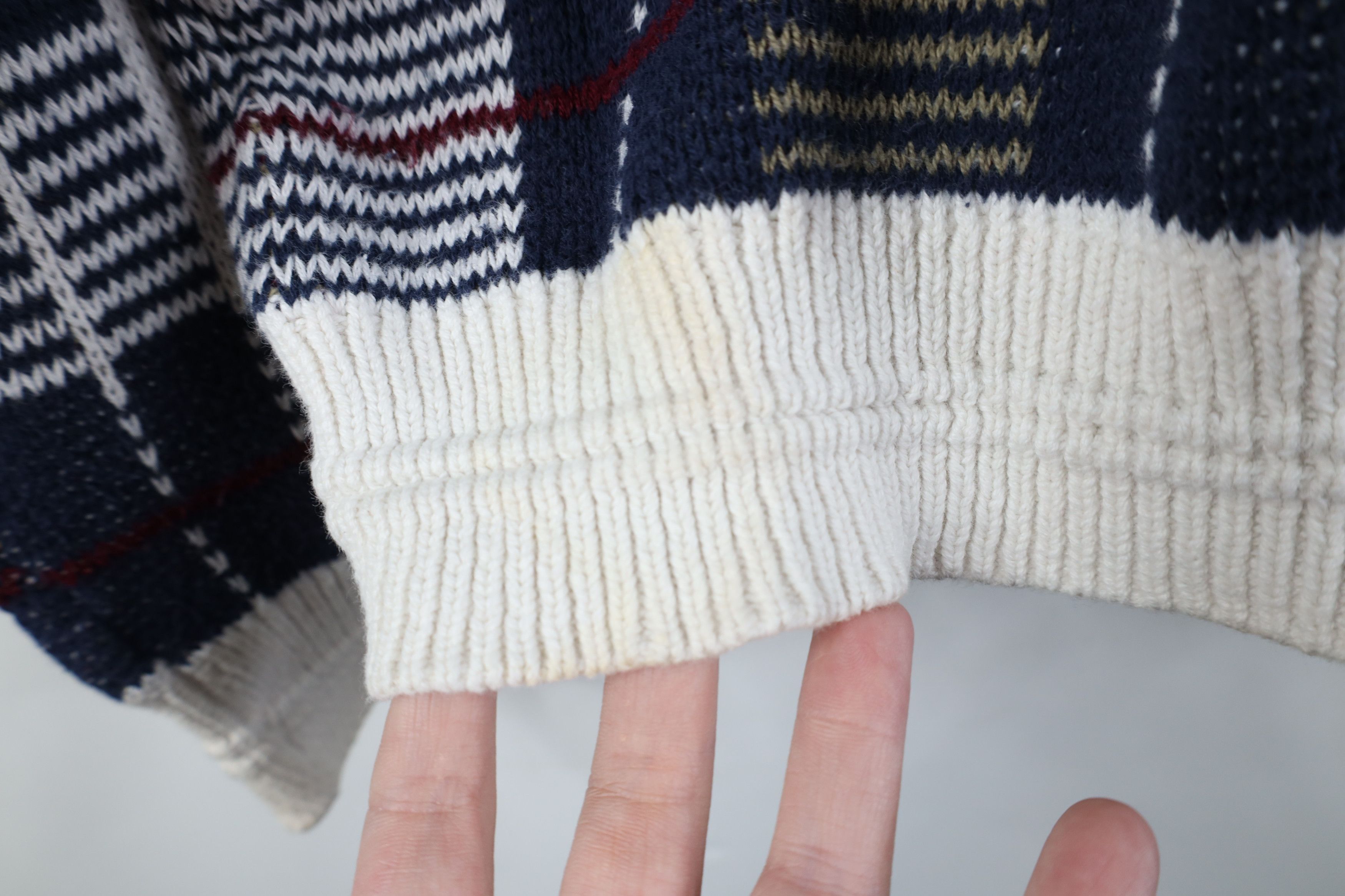 Vintage Vintage 90s Streetwear Framed Cotton Knit Sweater Plaid USA Size US XL / EU 56 / 4 - 13 Thumbnail