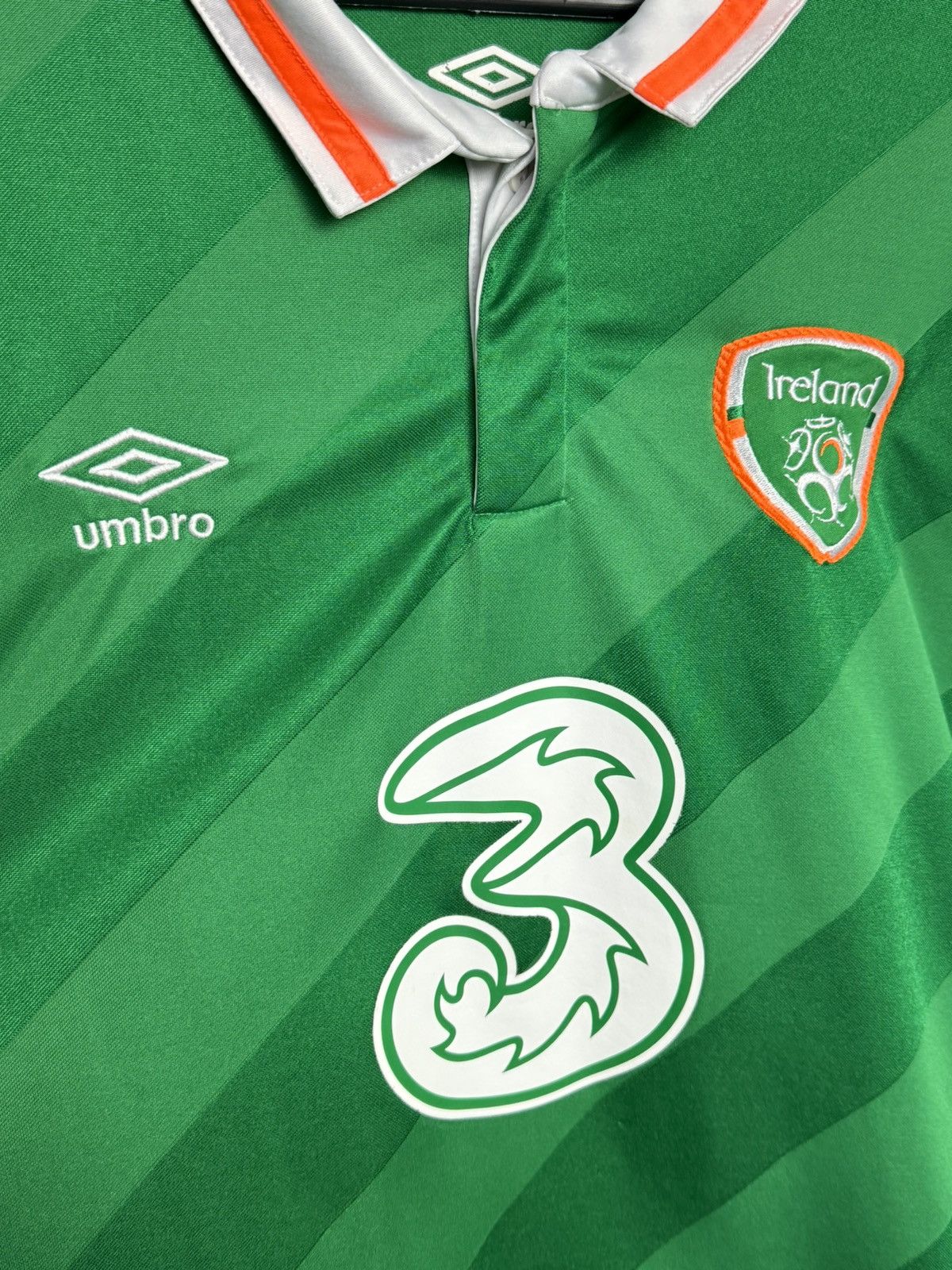 Umbro Republic of Ireland 16/18 Home Football Jersey Size US XL / EU 56 / 4 - 3 Thumbnail