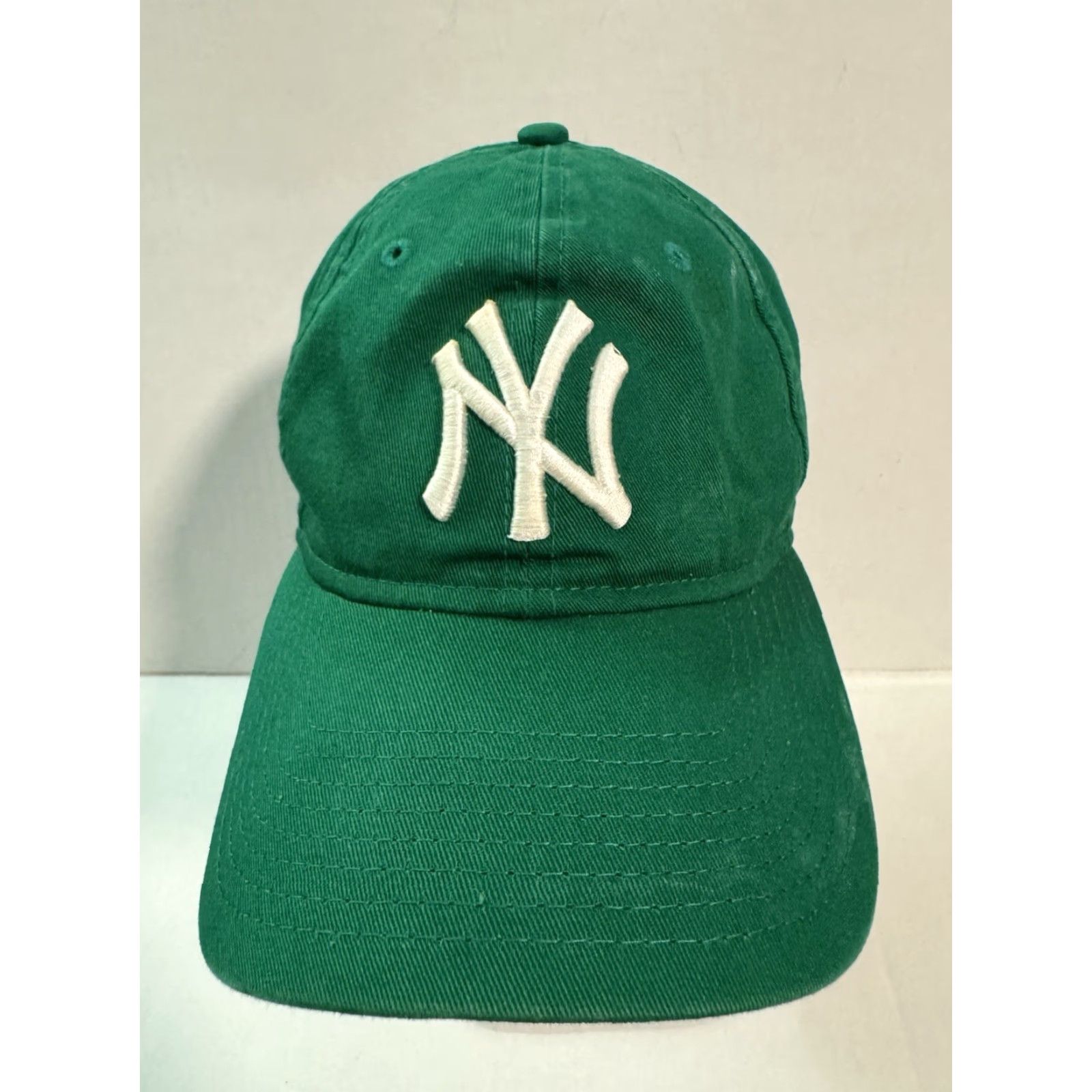 New Era VINTAGE New Era NY Yankees Hat 9Twenty Green OH Museum StrapBack ALD Cap Baseball Mens One Size Green Art Captain/Theme? Size ONE SIZE - 6 Thumbnail