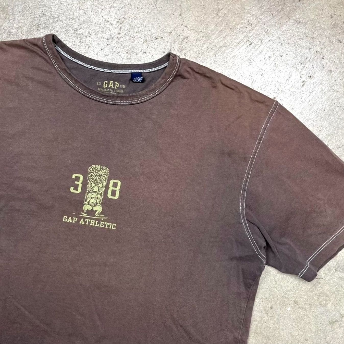 Gap VINTAGE Gap Athletic T-Shirt Brown Size L Crew Neck Short Sleeve Men Surf Tiki 90s Size US L / EU 52-54 / 3 - 2 Thumbnail
