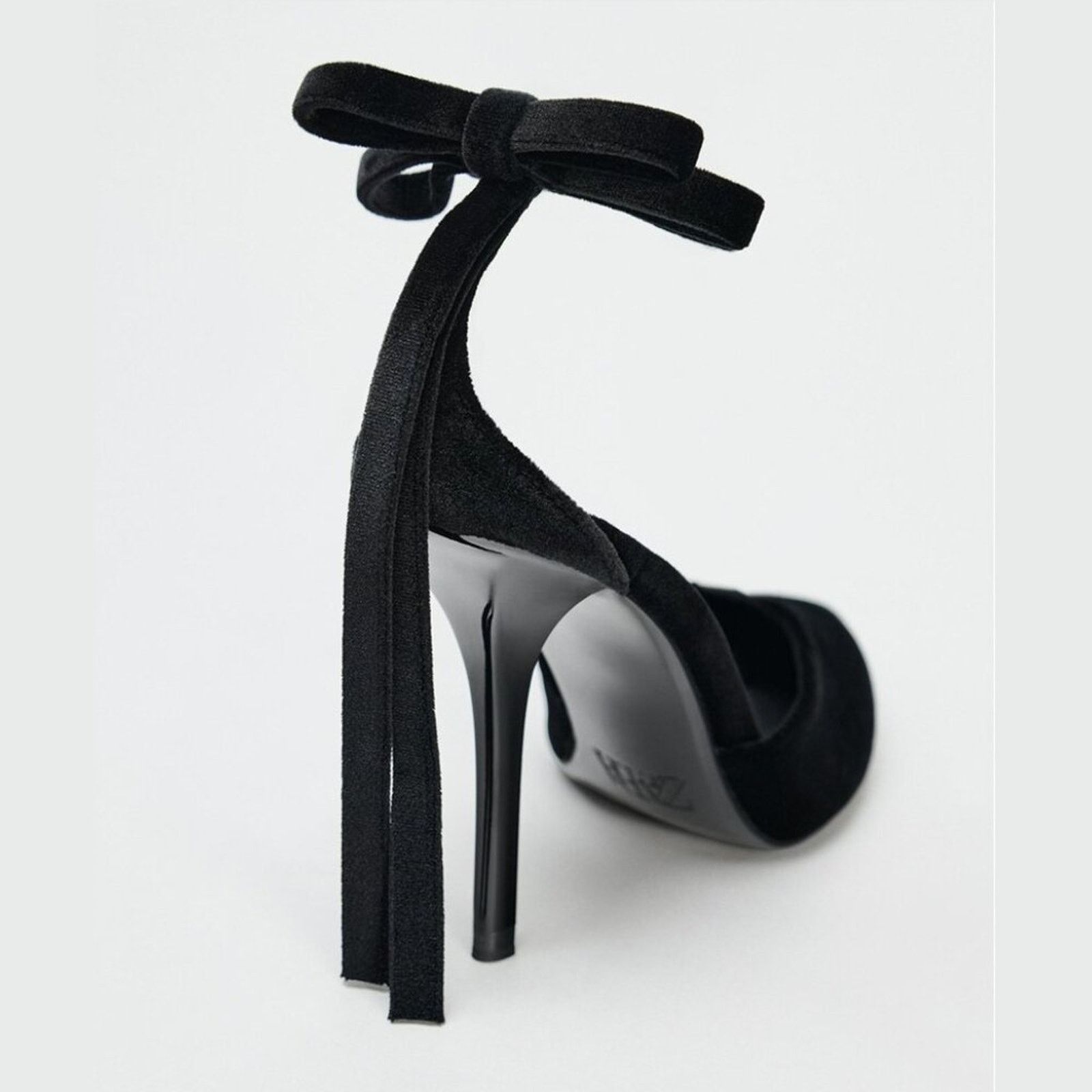Zara ZARA Black Bow Pointed Heels NWT (Size 9) Size US 9 / IT 39 - 11 Thumbnail