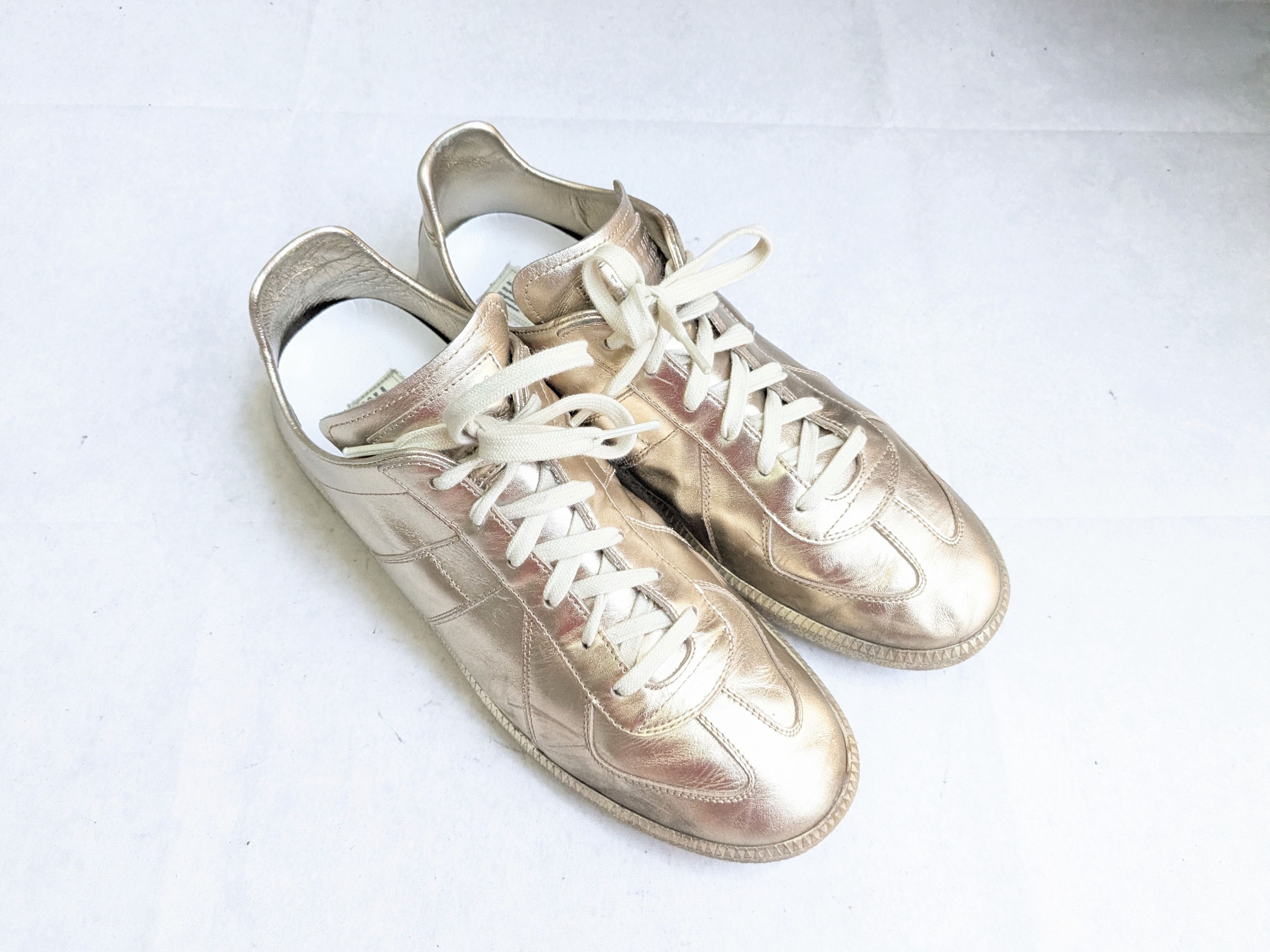 Maison Margiela Maison Margiela GAT Replica Gold 11 44 Low Tops Size US 11 / EU 44 - 4 Thumbnail
