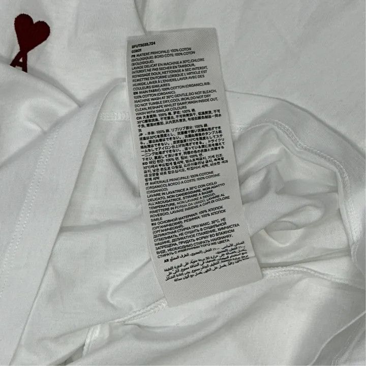 AMI AMI White Heart Logo Embroidered T-Shirt -2507 Size US S / EU 44-46 / 1 - 5 Thumbnail