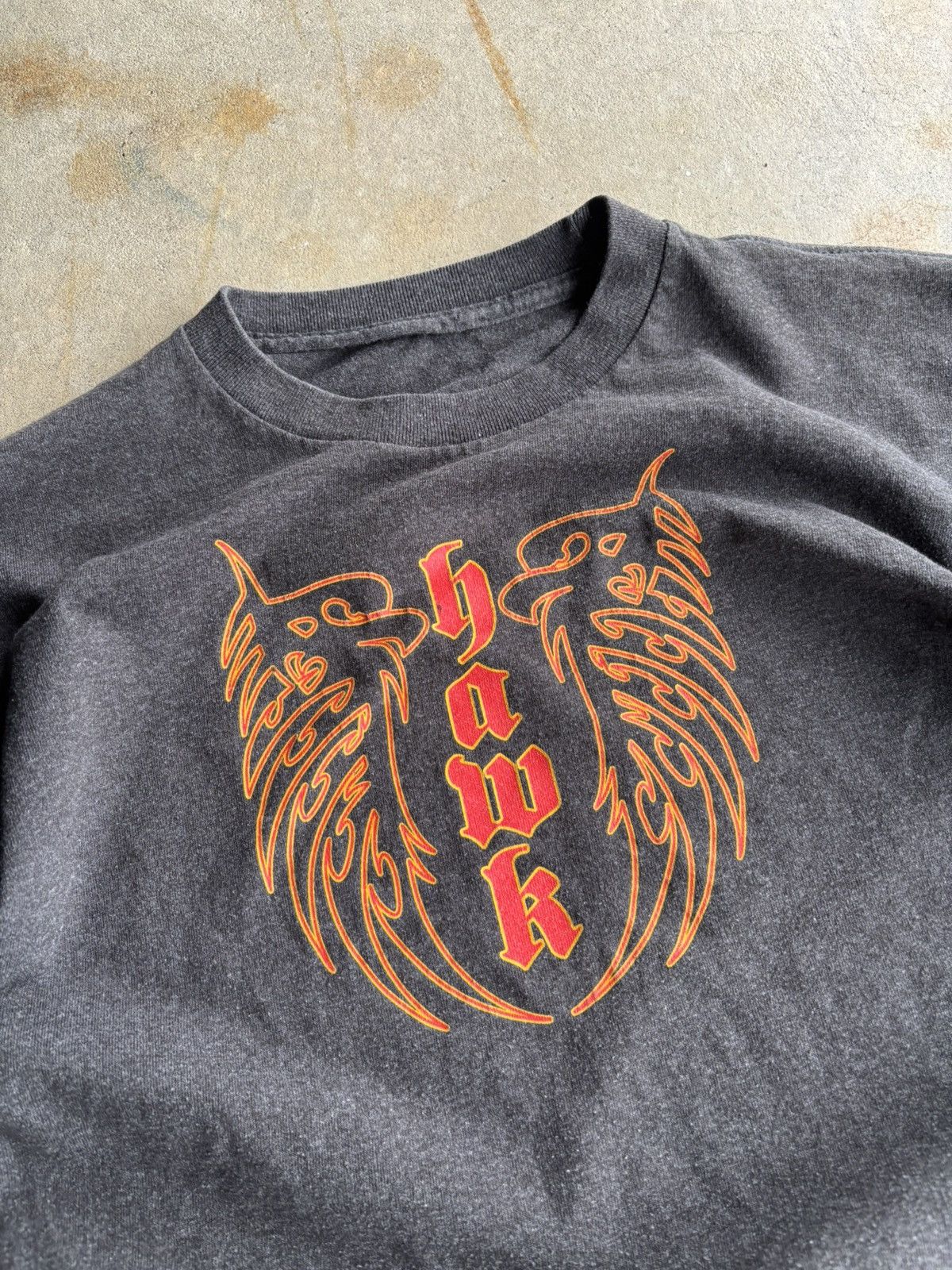 Tony Hawk × Vintage Crazy 90s Tony Hawk Boxy Skater Flame Eagle Lomgsleeve Size US M / EU 48-50 / 2 - 3 Thumbnail