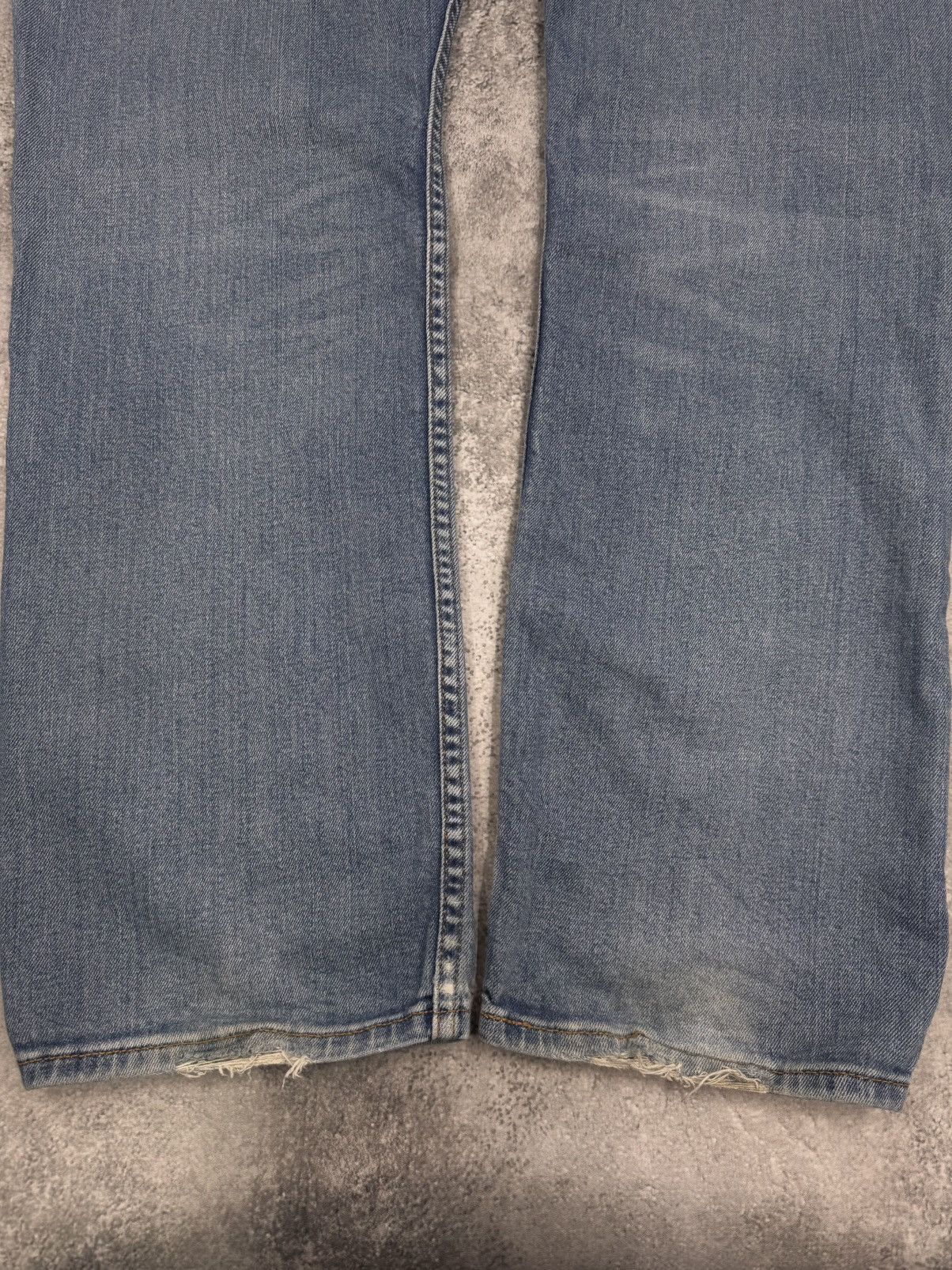 Levi's Levi’s 501 Men Straight Fit Jeans Light Blue Denim Size W33 Size US 33 - 3 Thumbnail