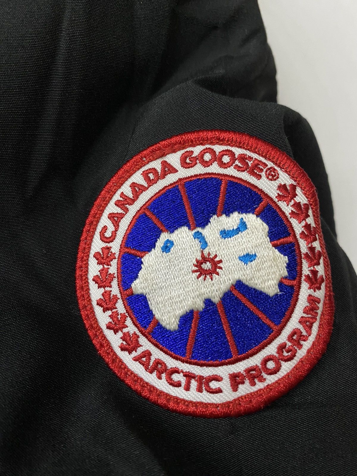 Canada Goose CANADA GOOSE KENSINGTON PARKA. Size S / US 4 / IT 40 - 6 Thumbnail