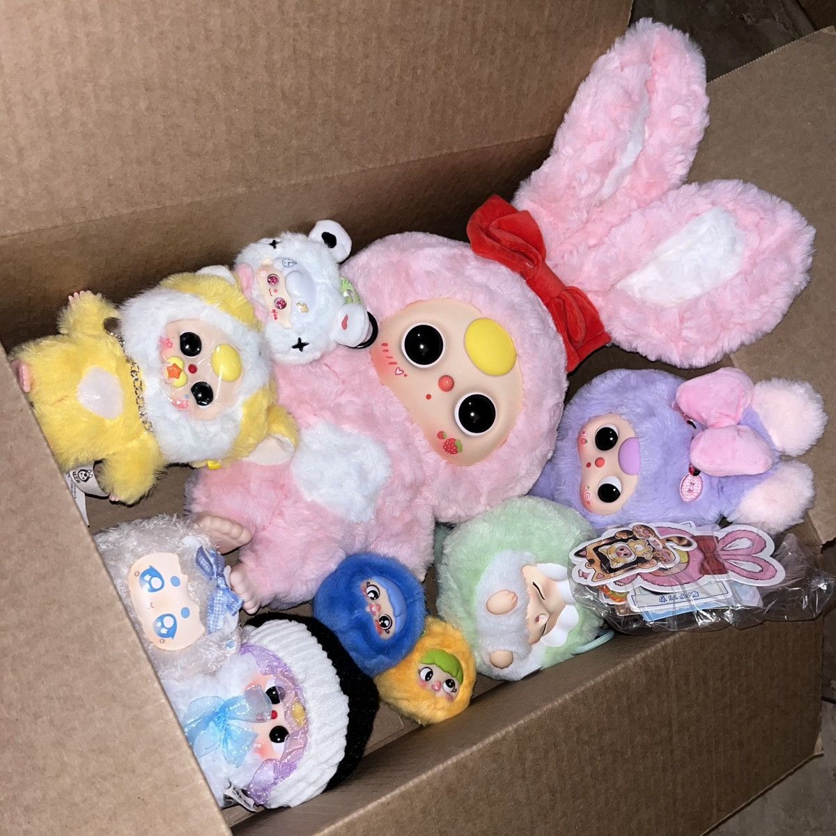 Other Bundle of 9 Confirmed Blind Box Plush Figures With Cards Size ONE SIZE - 2 Thumbnail