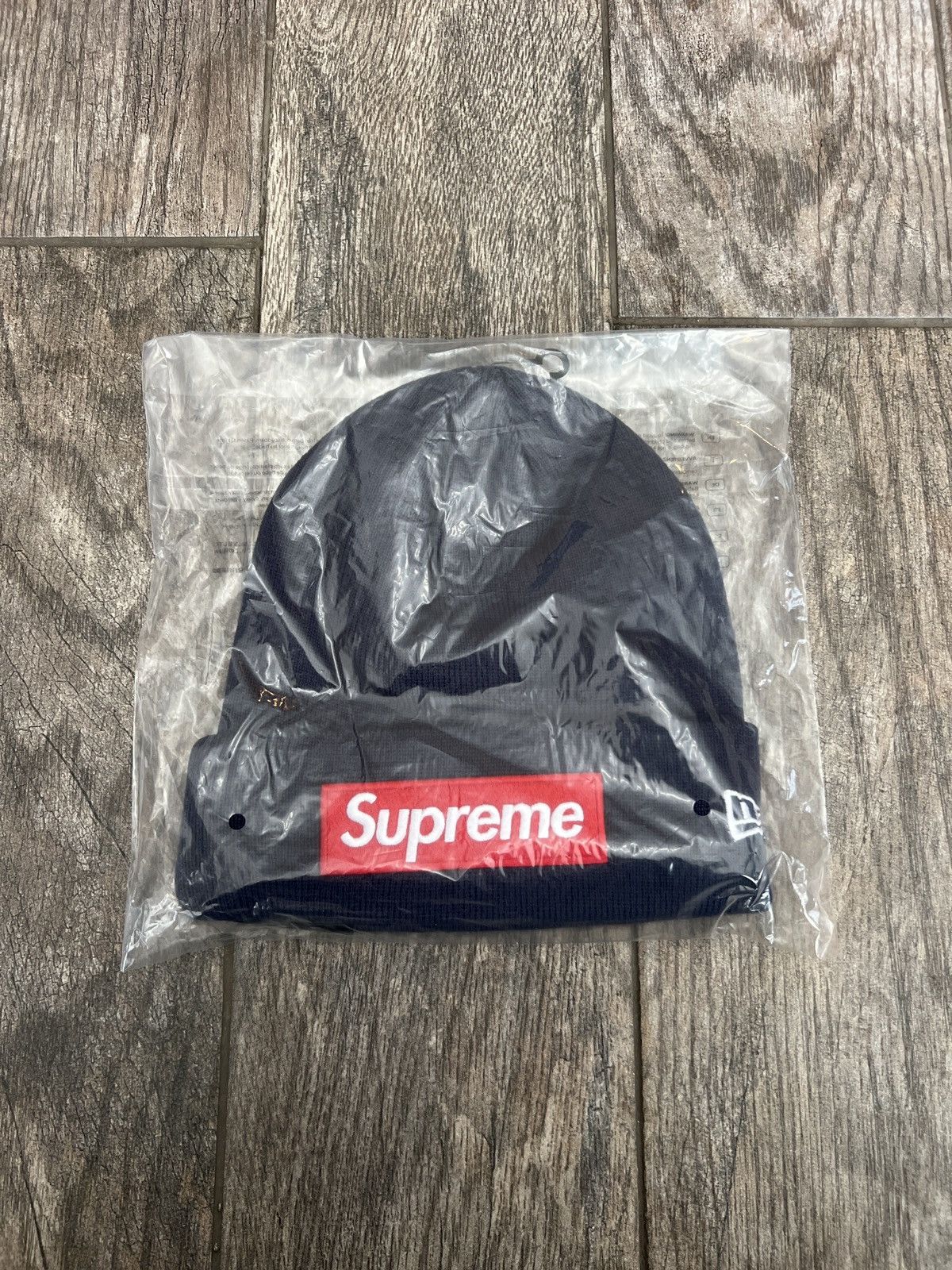 Supreme Supreme Box Logo Beanie FW24 (Navy) Size ONE SIZE - 1 Thumbnail