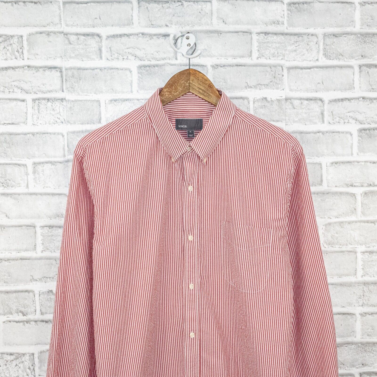 Vince VINCE Seersucker Button Down Shirt in Red Striped Cotton Size US XL / EU 56 / 4 - 4 Thumbnail