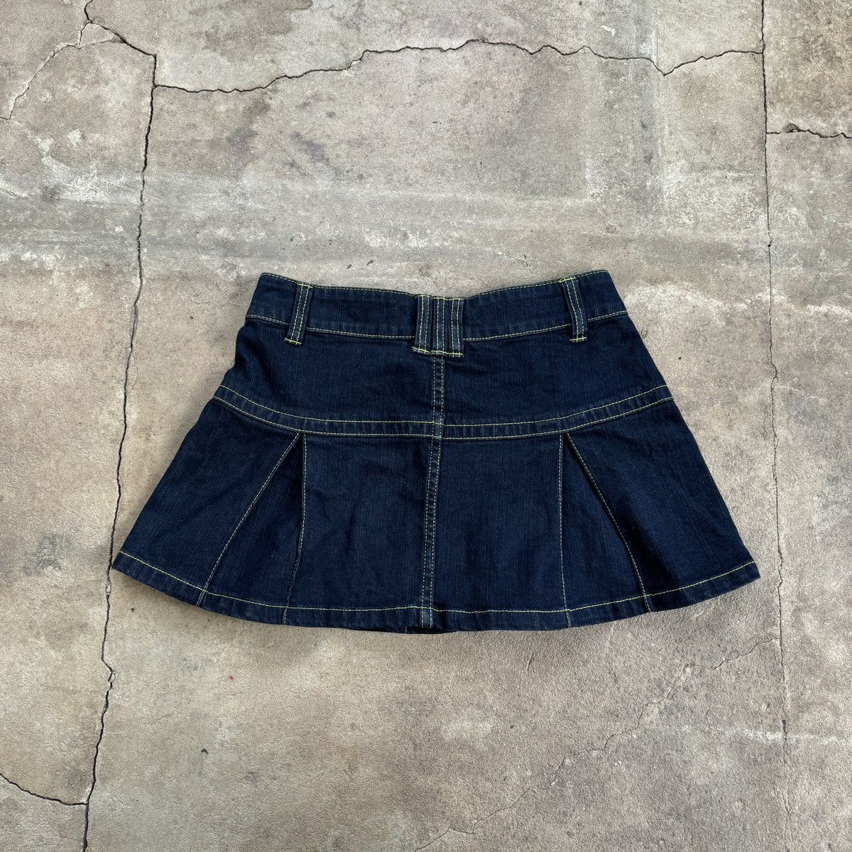 Vintage Vintage Y2K Clockhose Denim Mini Skirt Size 25" / US 0 / IT 36 - 2 Thumbnail