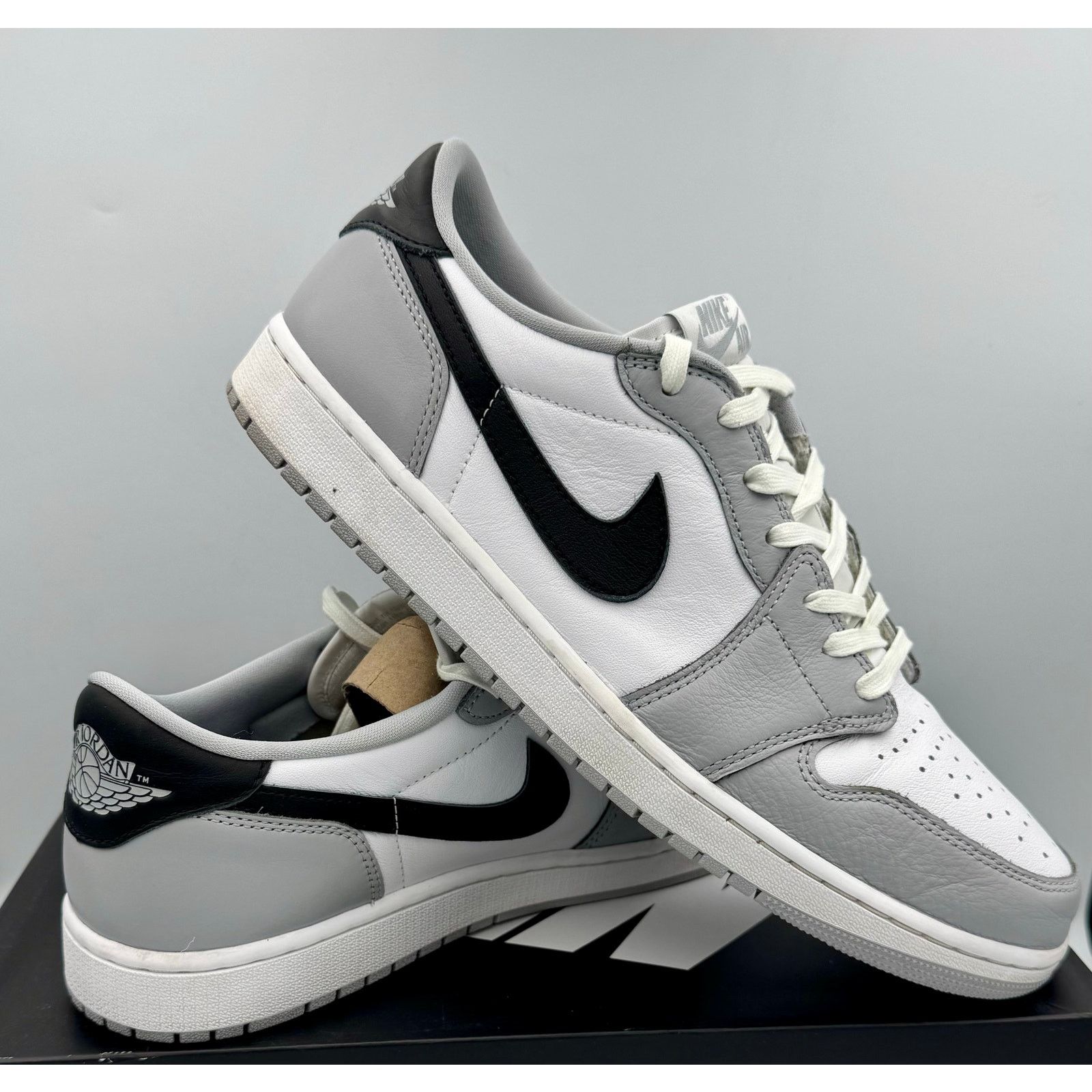 Nike Jordan 1 Retro Low OG Barons Sz13 CZ7090-110 Size US 13 / EU 46 - 6 Thumbnail