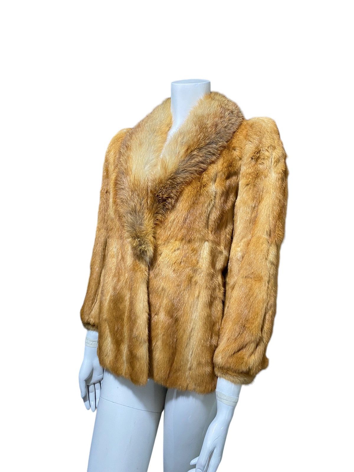 Vintage- Universal Fur Co - Single Hook Fox Fur Coat