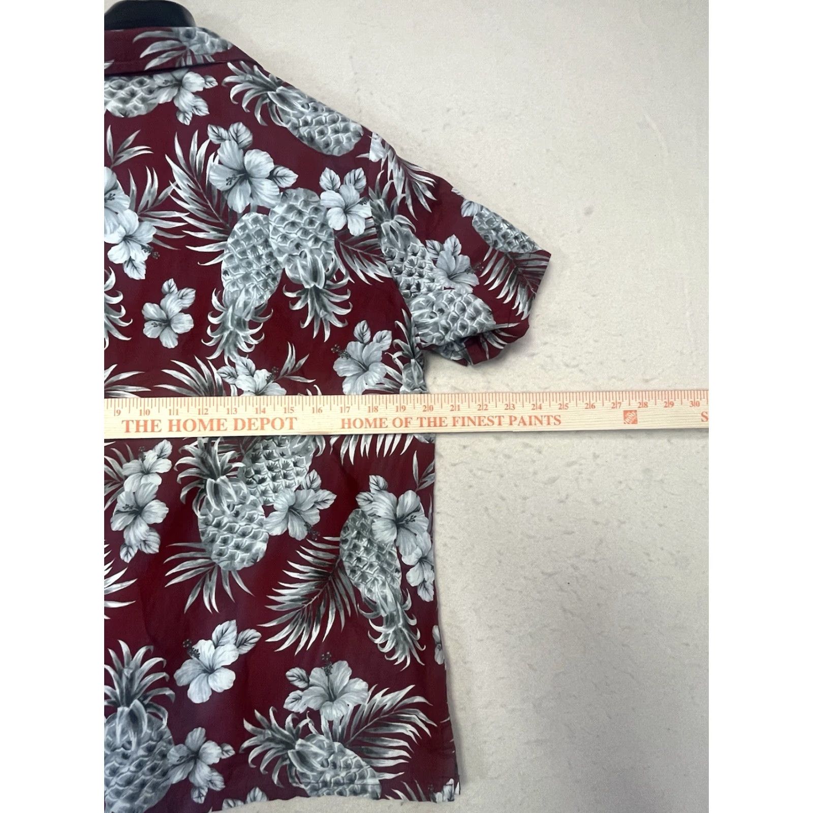 Vivobarefoot Go Barefoot Hawaiian Shirt Button-Up Mens M Cotton Multicolor Pineapples Short Sleeve with Pockets Size US M / EU 48-50 / 2 - 3 Thumbnail