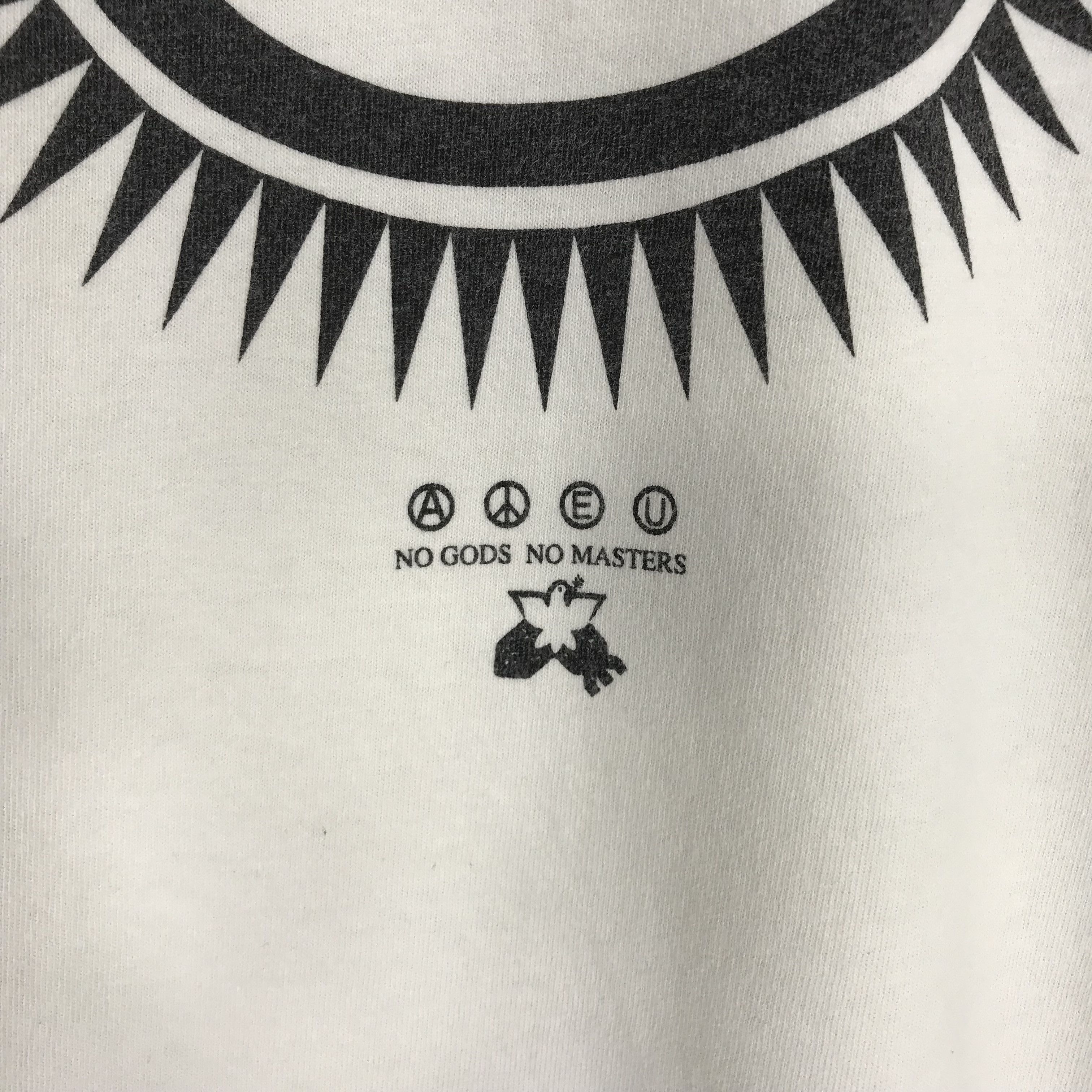 Undercover Vintage Undercover Jun Takahashi Big Logo White T shirt Size US M / EU 48-50 / 2 - 5 Thumbnail