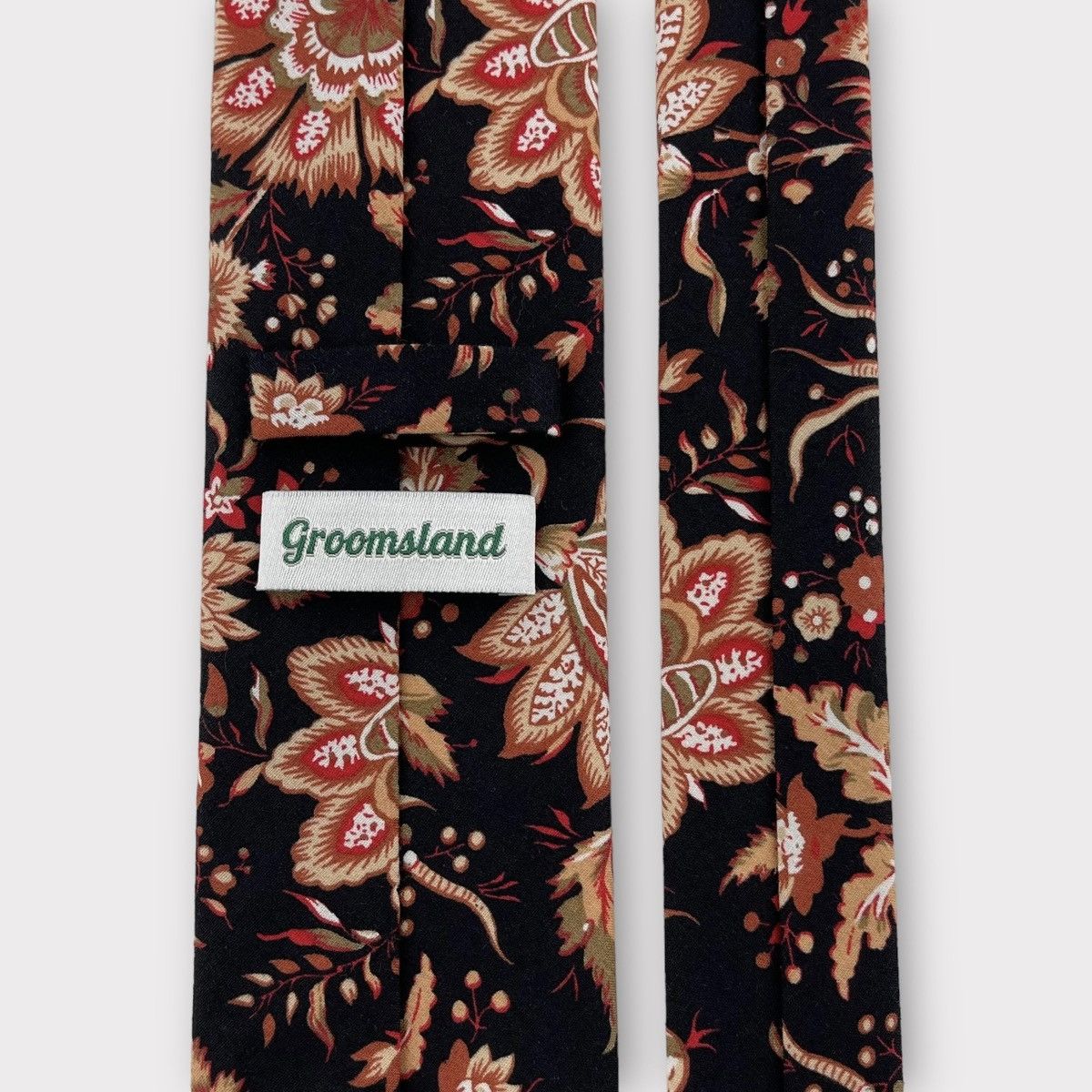 Other Men’s Black w/ Vermilion Oriental Floral Necktie Size ONE SIZE - 5 Thumbnail