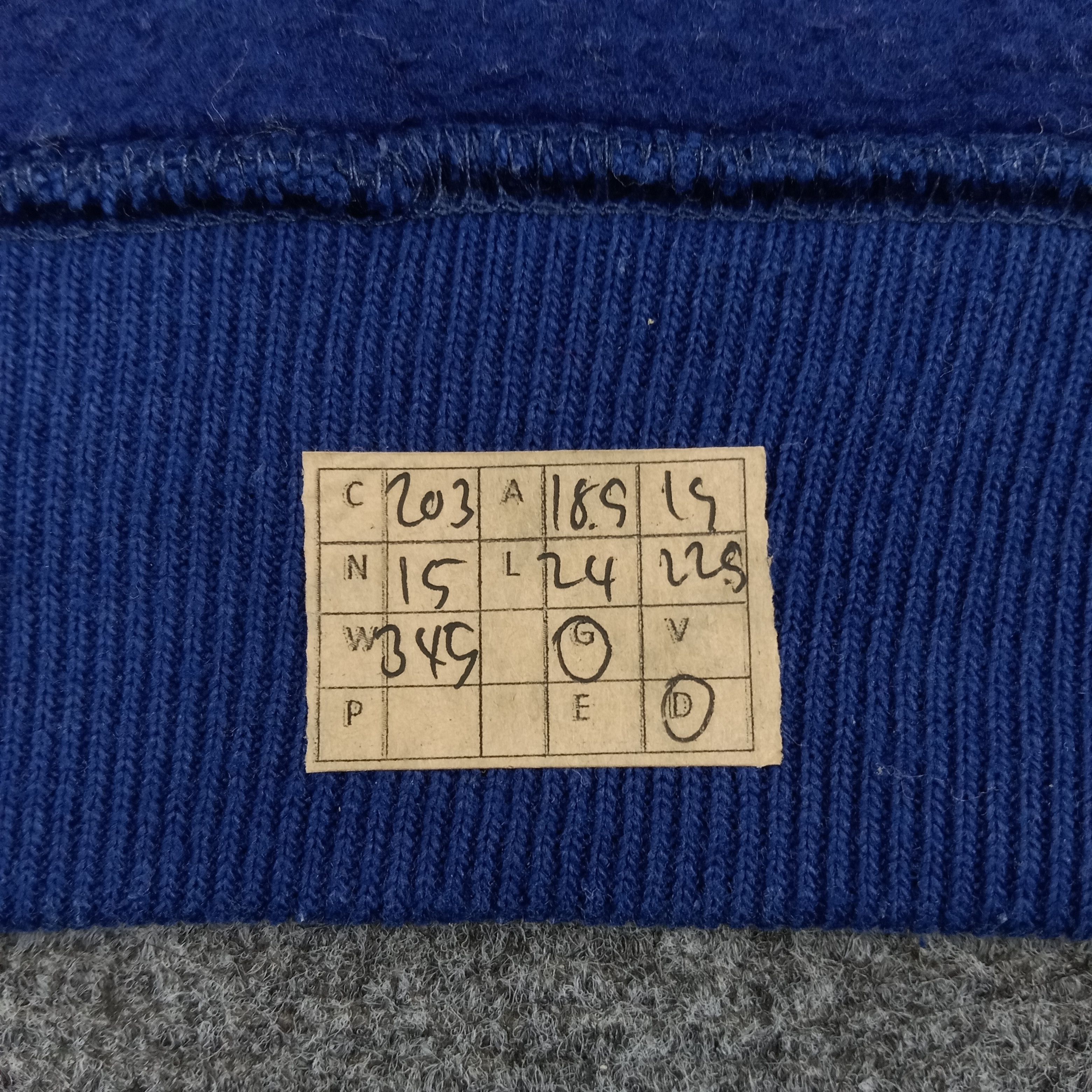 Vintage Vintage 70s Close Encounters of the Third Kind Sweatshirt Size US XS / EU 42 / 0 - 7 Thumbnail