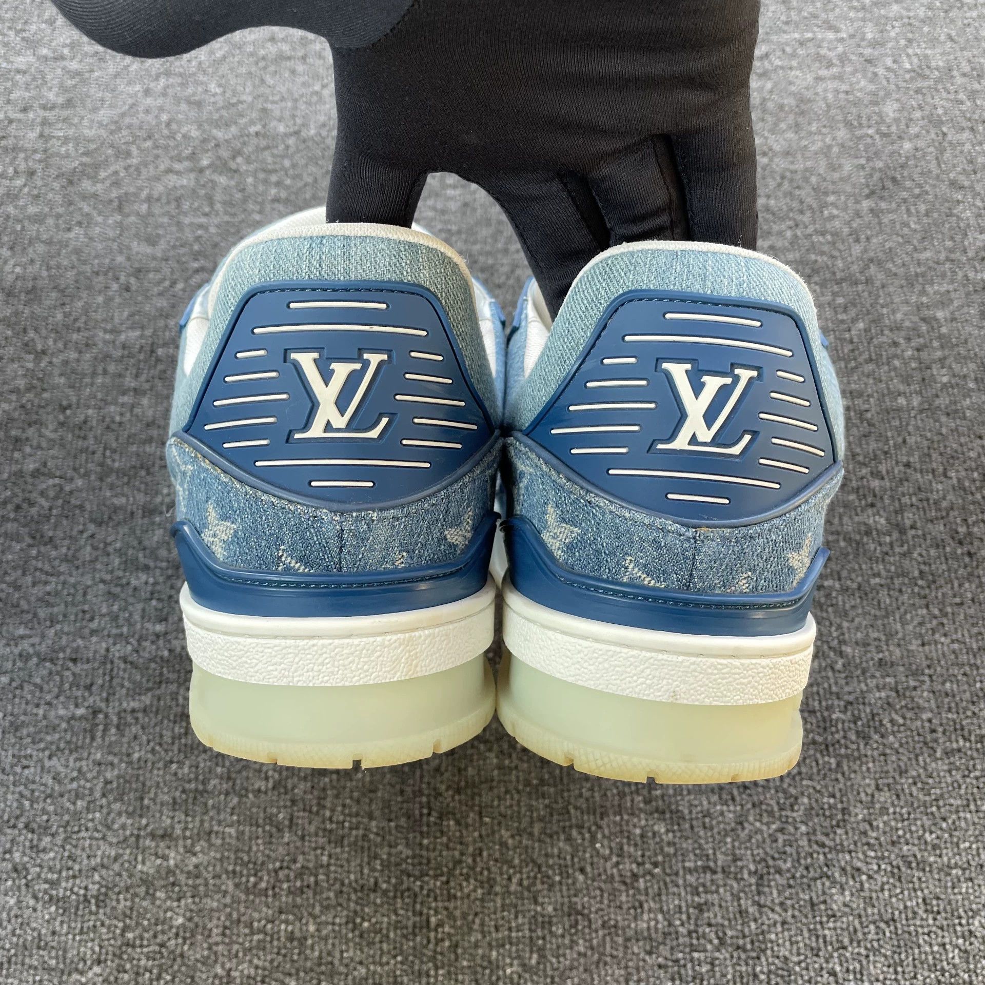 Louis Vuitton LOUIS VUITTON Denim Low Top Trainer Men's Blue 42 Size US 9 / EU 42 - 4 Thumbnail