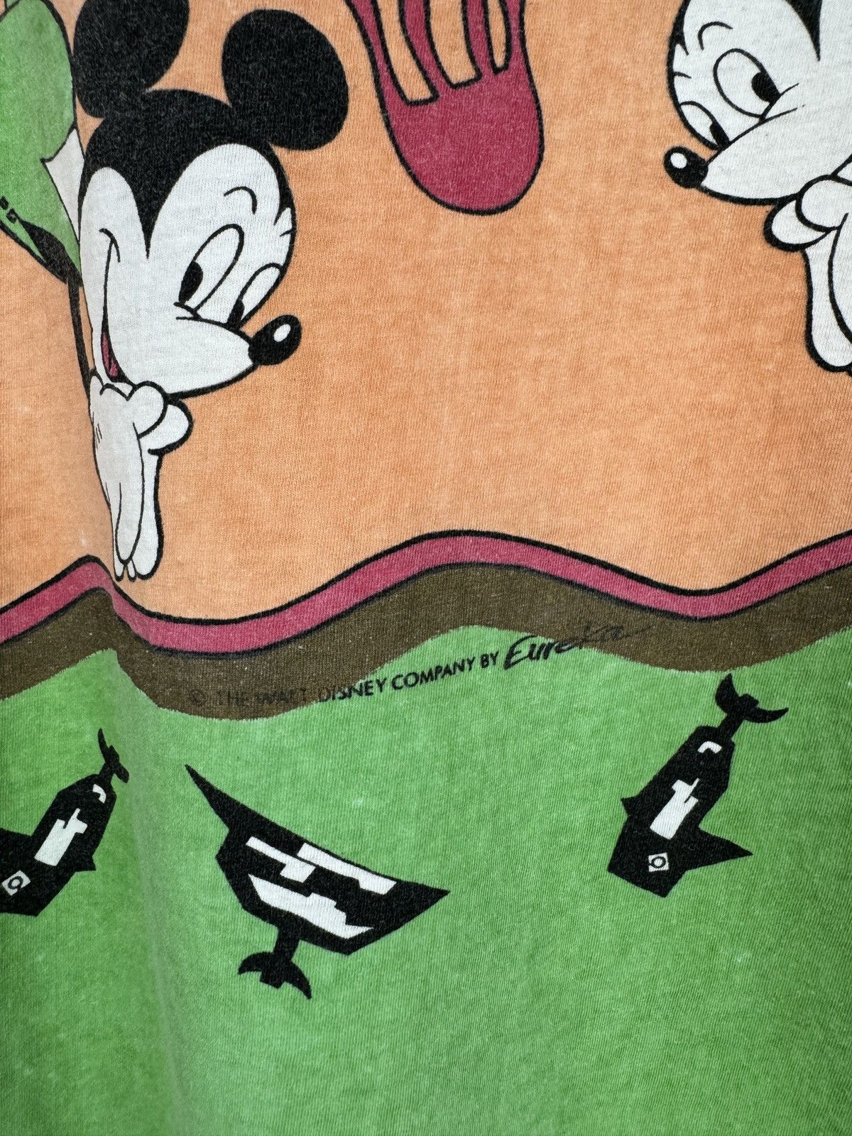 Disney × Mickey Mouse × Vintage VINTAGE DISNEY 80s MICKEY MOUSE EUREKA ALLOVER PRINT Tee Size US L / EU 52-54 / 3 - 8 Thumbnail