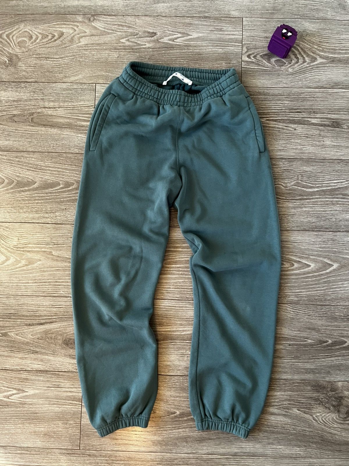 Off-White Off-White Rare Graphic Spray Logo Arrow Track Pants Size US 31 - 2 Thumbnail