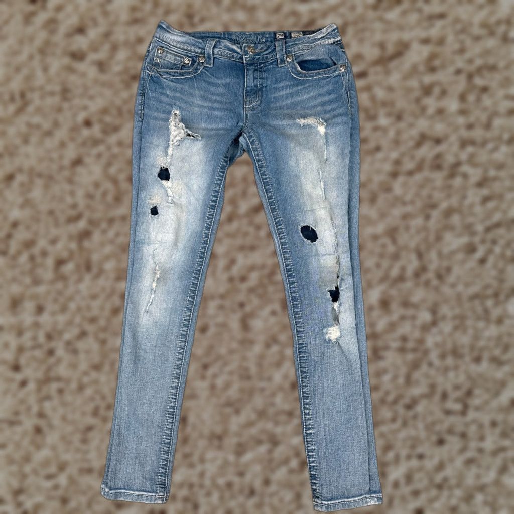 Miss Me Miss Me Jeans Women Blue Denim Ankle Skinny Distressed Low Rise 30x30 29 Slim Fit 5-Pocket Cotton Rock Southwestern Mens? Size 29" - 1 Thumbnail