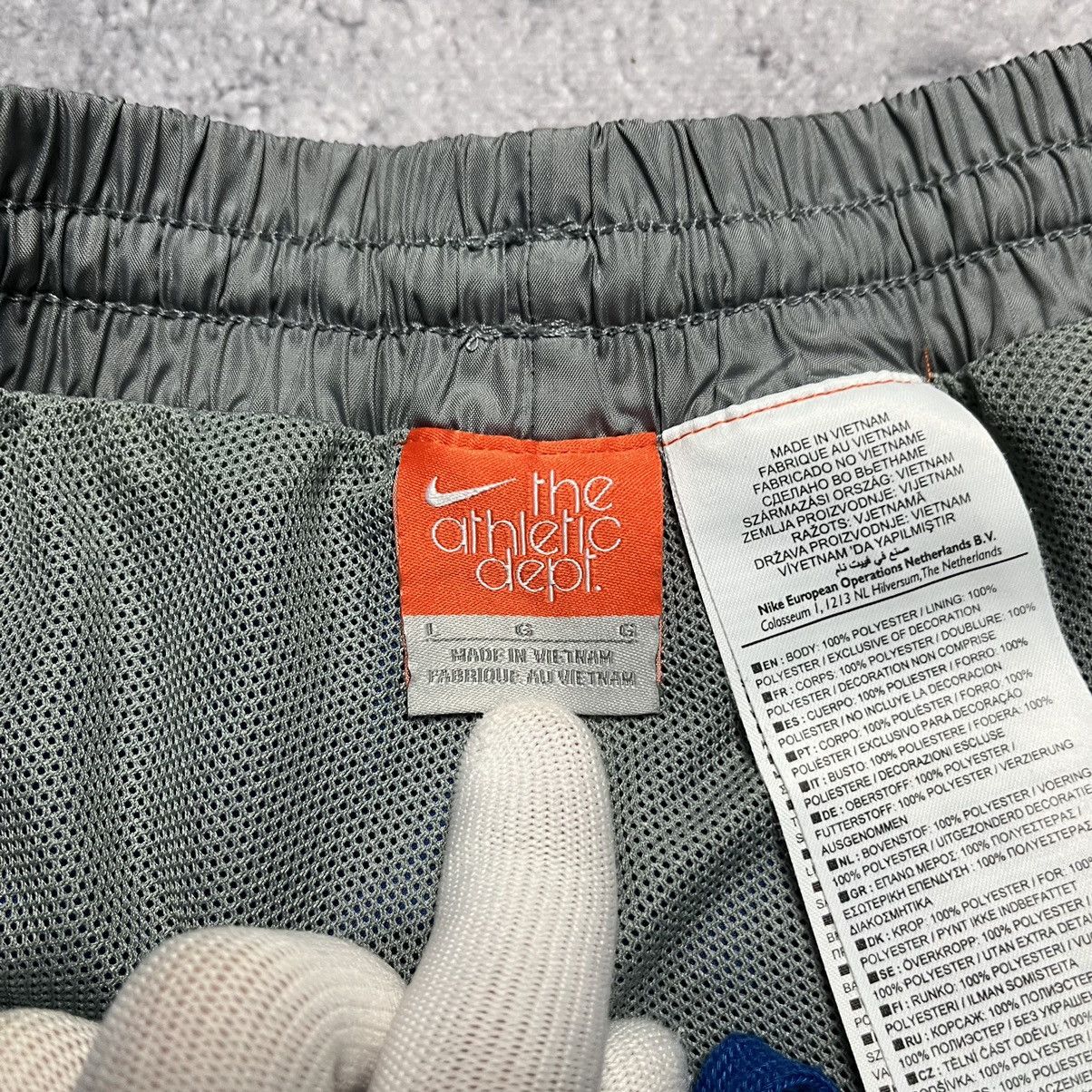 Nike Nike Nylon Track Pants Swoosh Y2K Streetwear Baggy Drill ACG Size US 34 / EU 50 - 4 Thumbnail