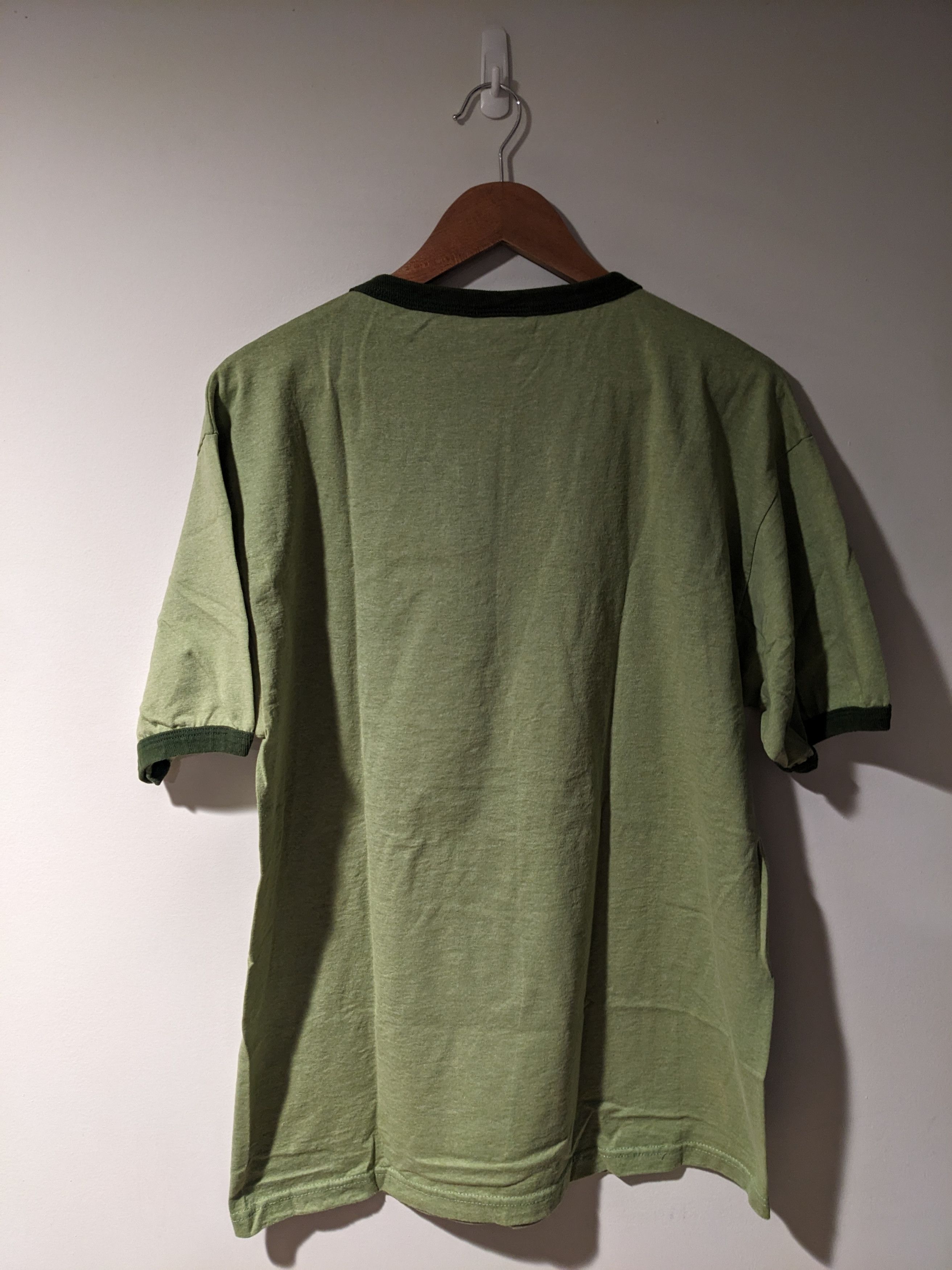 Gildan × Vintage Vintage 2006 Lucky Charms Cereal Promo Green Large T-Shirt Size US L / EU 52-54 / 3 - 5 Thumbnail