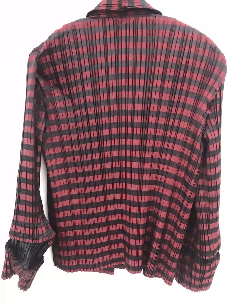Issey Miyake Issey Miyake Checkered button coat Size S / US 4 / IT 40 - 4 Thumbnail