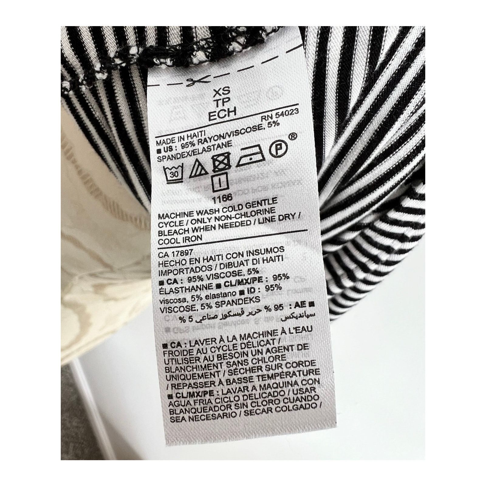 Old Navy Old Navy Women's Tunic Length Striped 3/4 Sleeve Top XS Size XS / US 0-2 / IT 36-38 - 6 Thumbnail