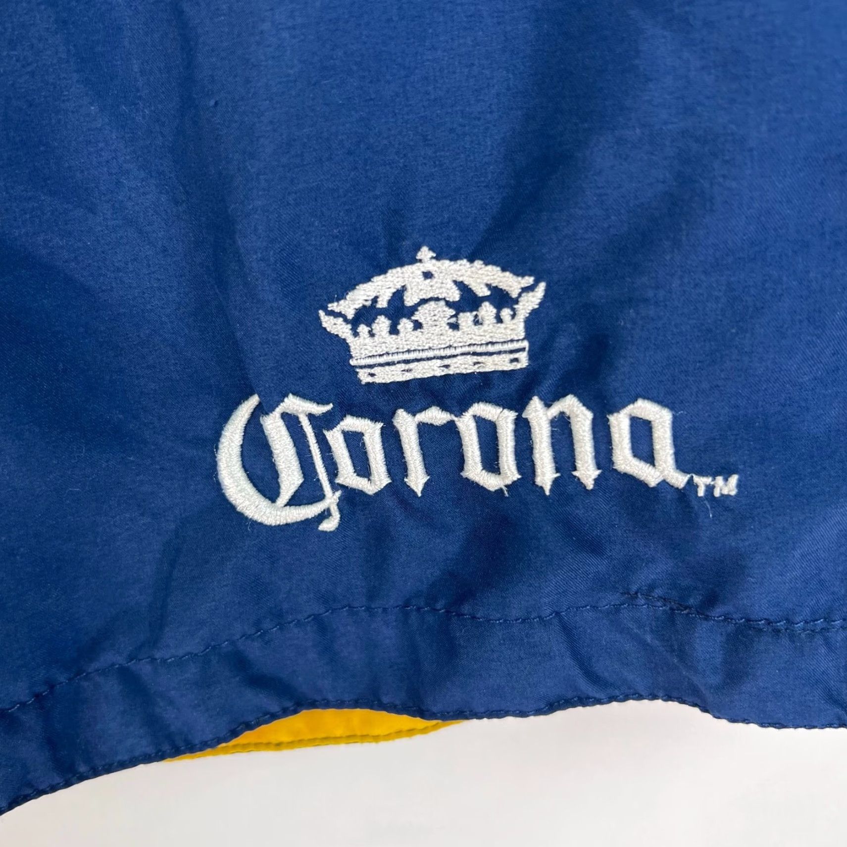 Swims **Corona Bermuda Swim Shorts Mens L Size Blue Yellow Pocket** User: **Corona Bermuda Swim Lined Shorts Mens Size L Blue Yellow Pocket** Size US 33 - 2 Thumbnail