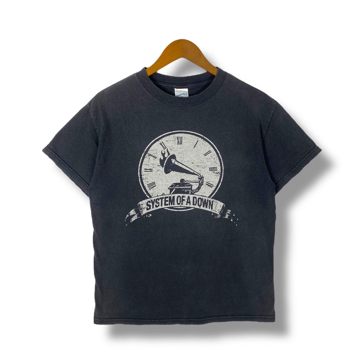Band Tees × Vintage Vintage 00's SYSTEM Of A DOWN Gramophone Graphic Band Tee Size US M / EU 48-50 / 2 - 1 Thumbnail
