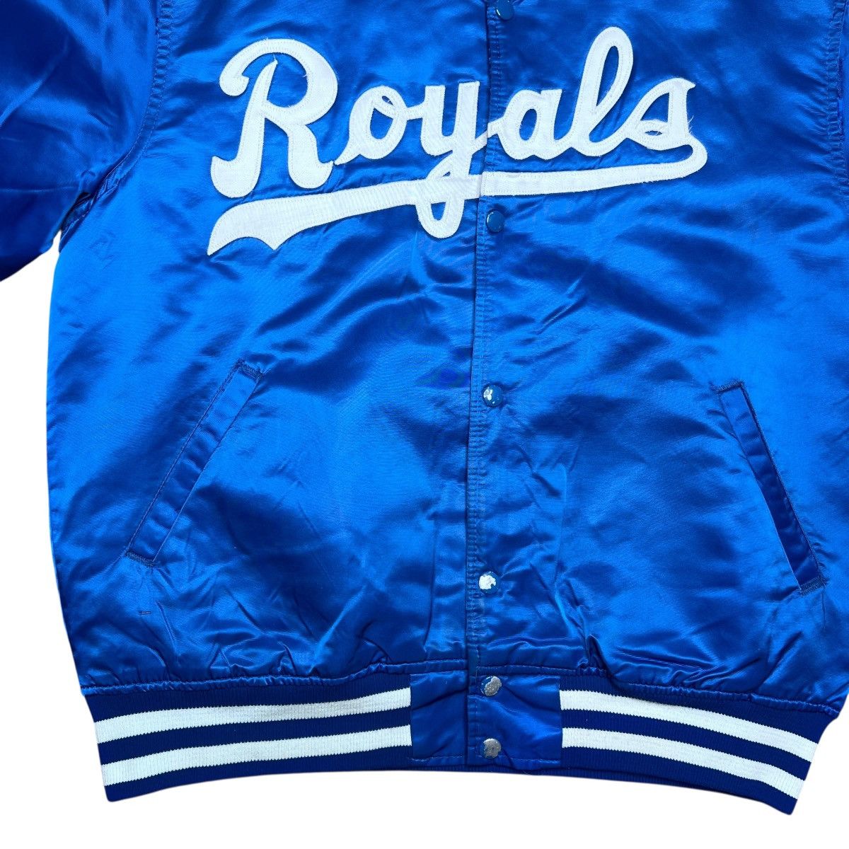 Starter 1990s MLB Kansas City Royals Starter Spell Out Satin Jacket Size US L / EU 52-54 / 3 - 10 Thumbnail