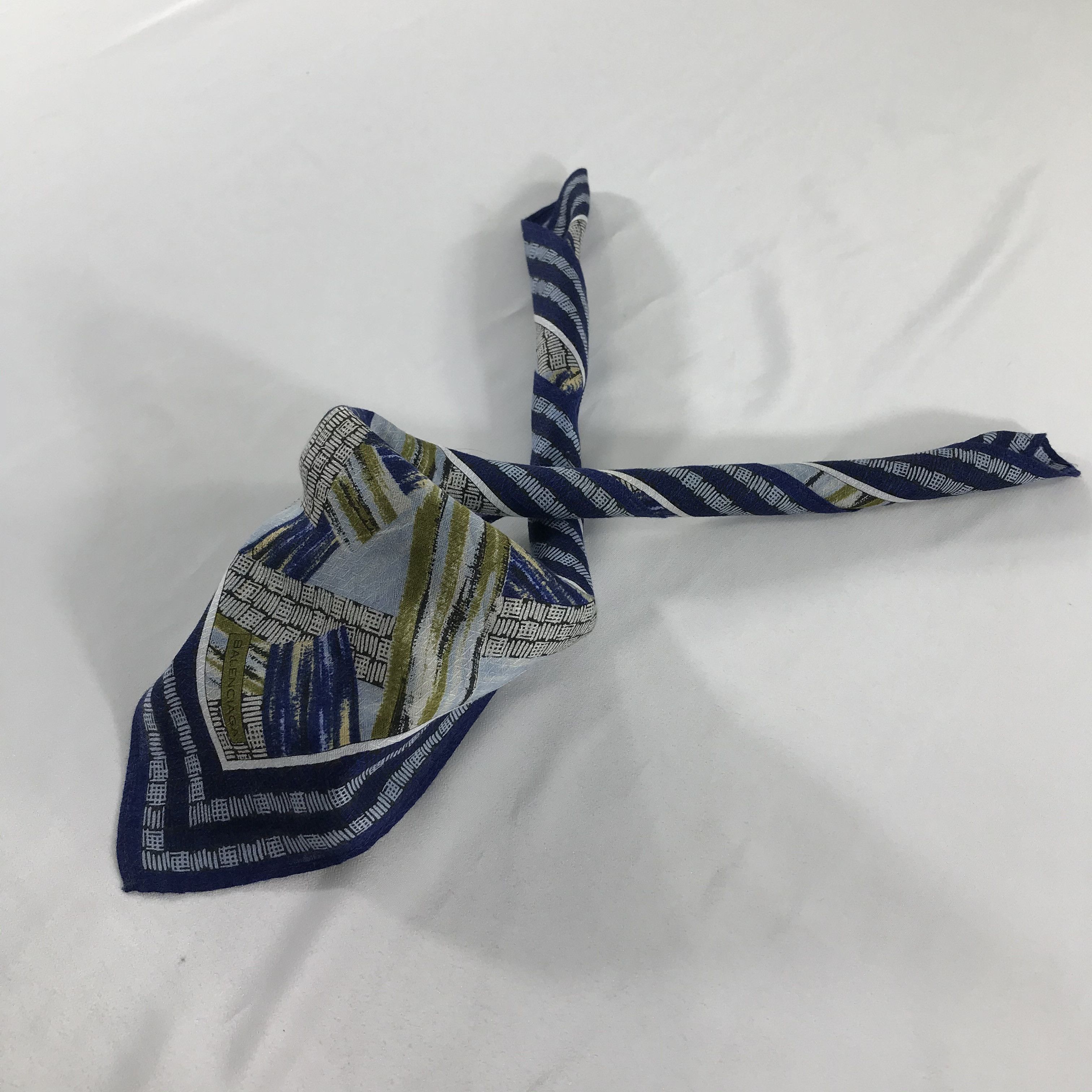 Vintage Balenciaga Handkerchief Neckerchief Bandana H633 Size ONE SIZE - 3 Thumbnail