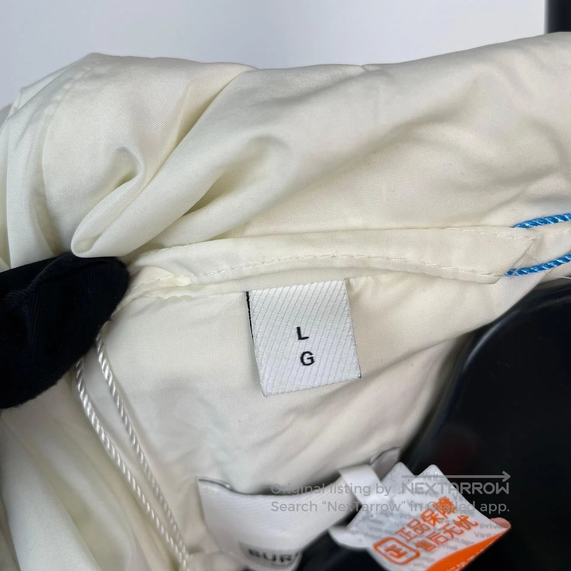 Burberry Burberry Warm White Back Big Letter Logo Zipper Nylon Cott Size US L / EU 52-54 / 3 - 5 Thumbnail