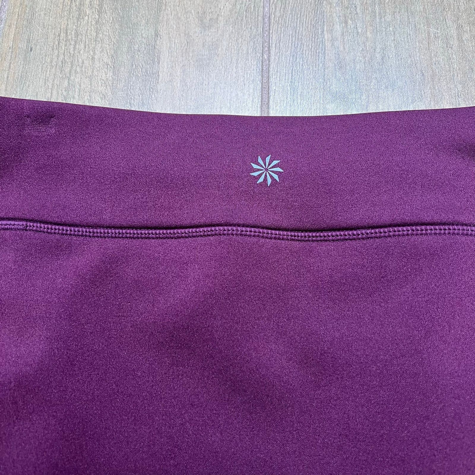 Athleta Athleta Skort Womens Large Burgundy Athletic Skirt Size 31" - 6 Thumbnail