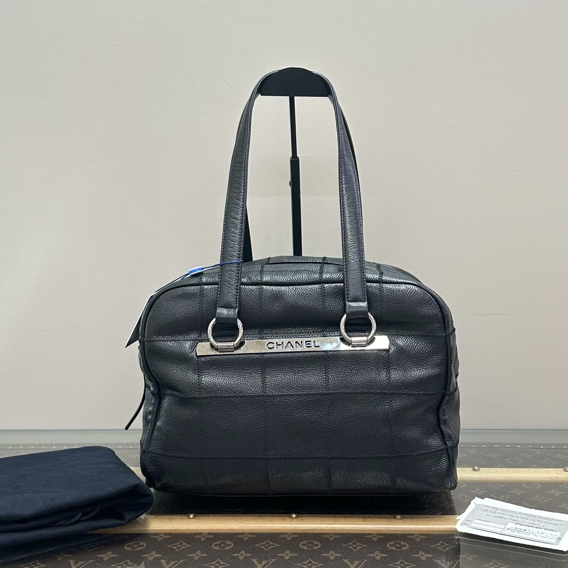 Chanel Pre-loved Bag Very good condition Size ONE SIZE - 1 Thumbnail