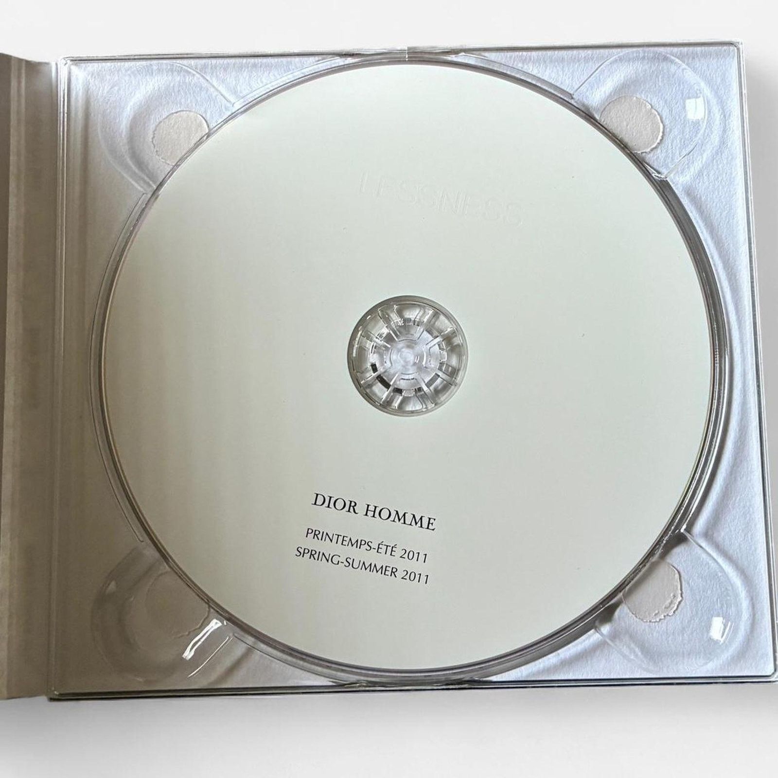 Dior × Hedi Slimane × Kris Van Assche Dior homme spring summer 2011 DVD Size ONE SIZE - 1 Thumbnail