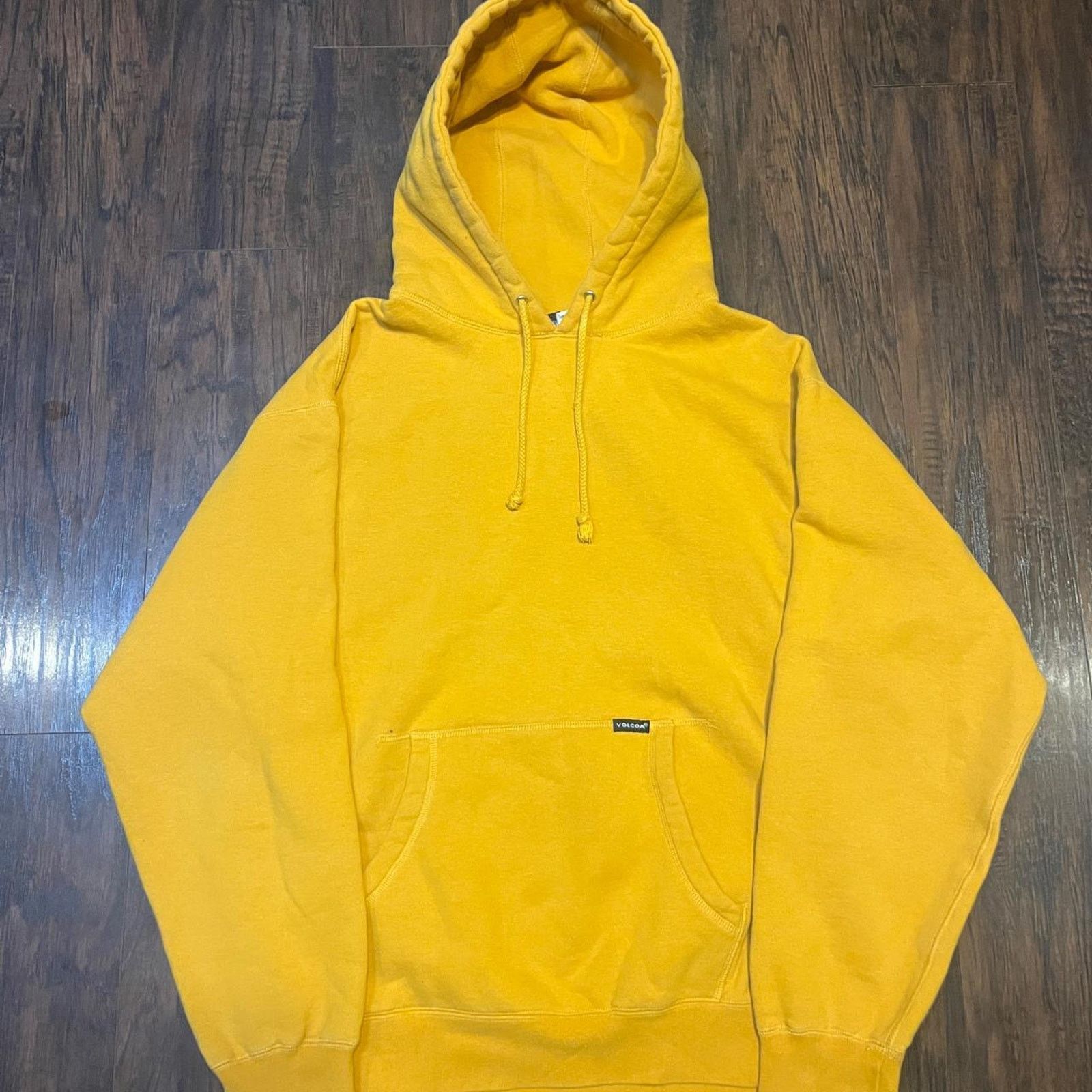 Volcom Vintage Yellow Boxy Volcom Hoodie Size US XL / EU 56 / 4 - 1 Thumbnail