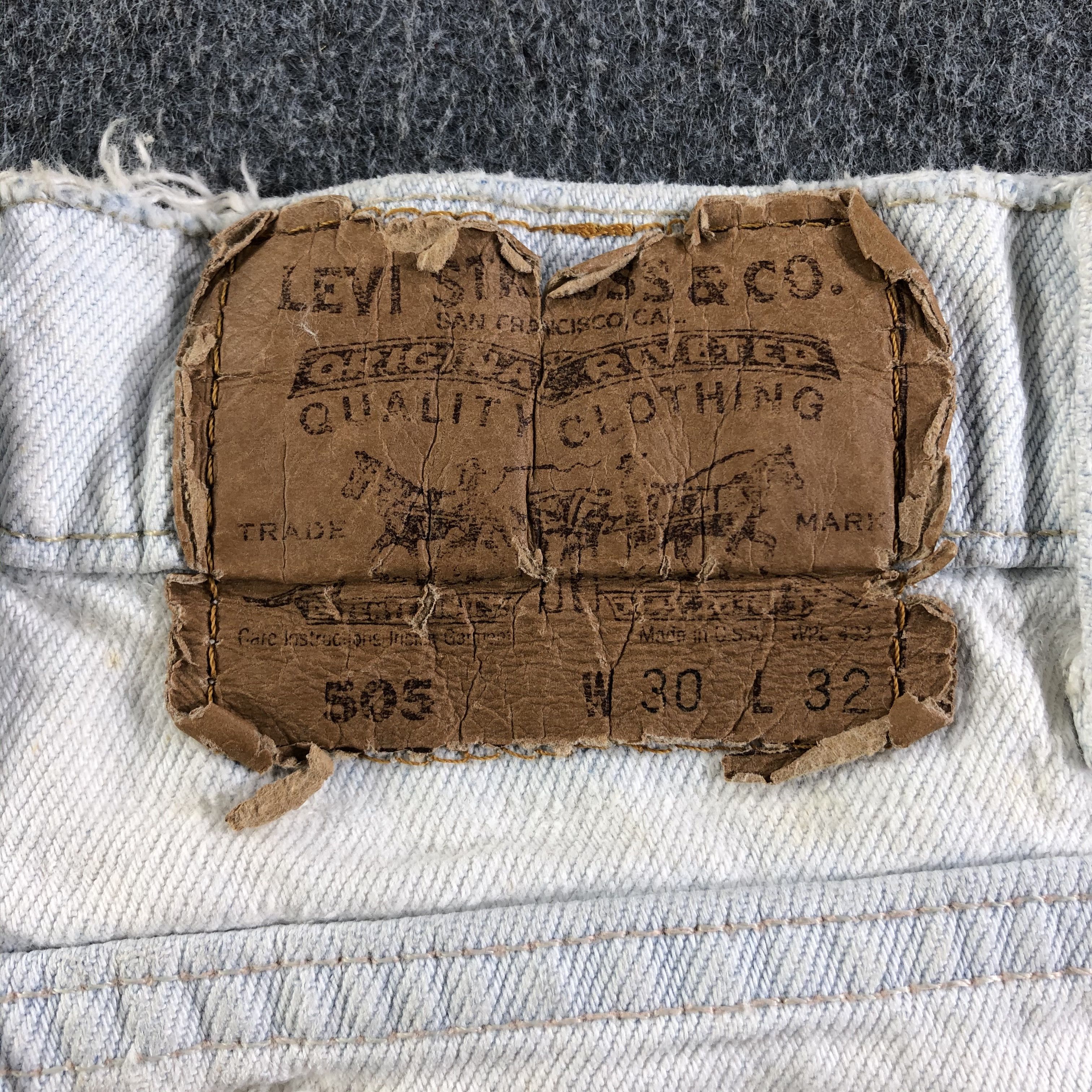Levi's Vintage 80s Light Wash Levis 505 Jeans-J3235 Size US 29 - 5 Thumbnail