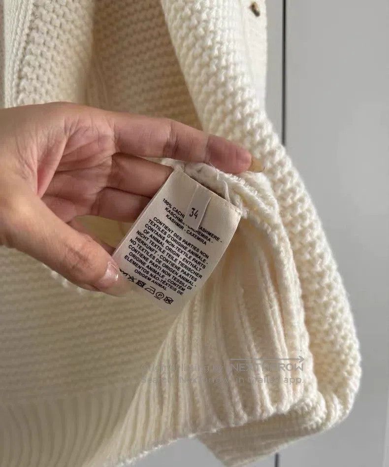 Hermes Hermes Cashmere Knit Cardigan, Beige Size XXS / US 00 / IT 34 - 3 Thumbnail