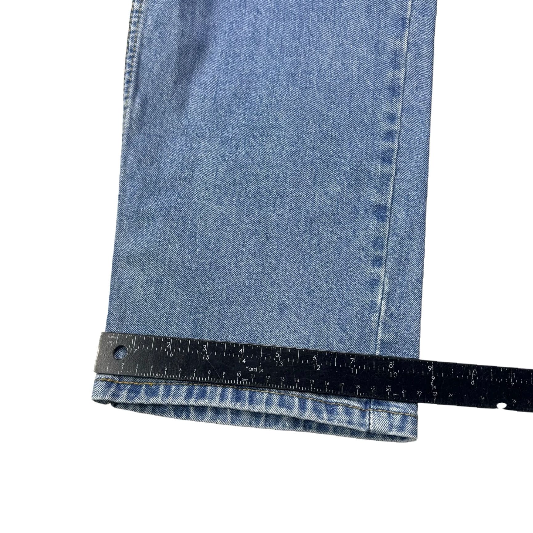 Levi's VINTAGE Levi's 550 Jeans Mens 38x30 Relaxed Fit Baggy Denim Grunge Y2K Midrise Jeans Mens 38 30 Blue 550 Grunge Levi's Size US 38 / EU 54 - 4 Thumbnail