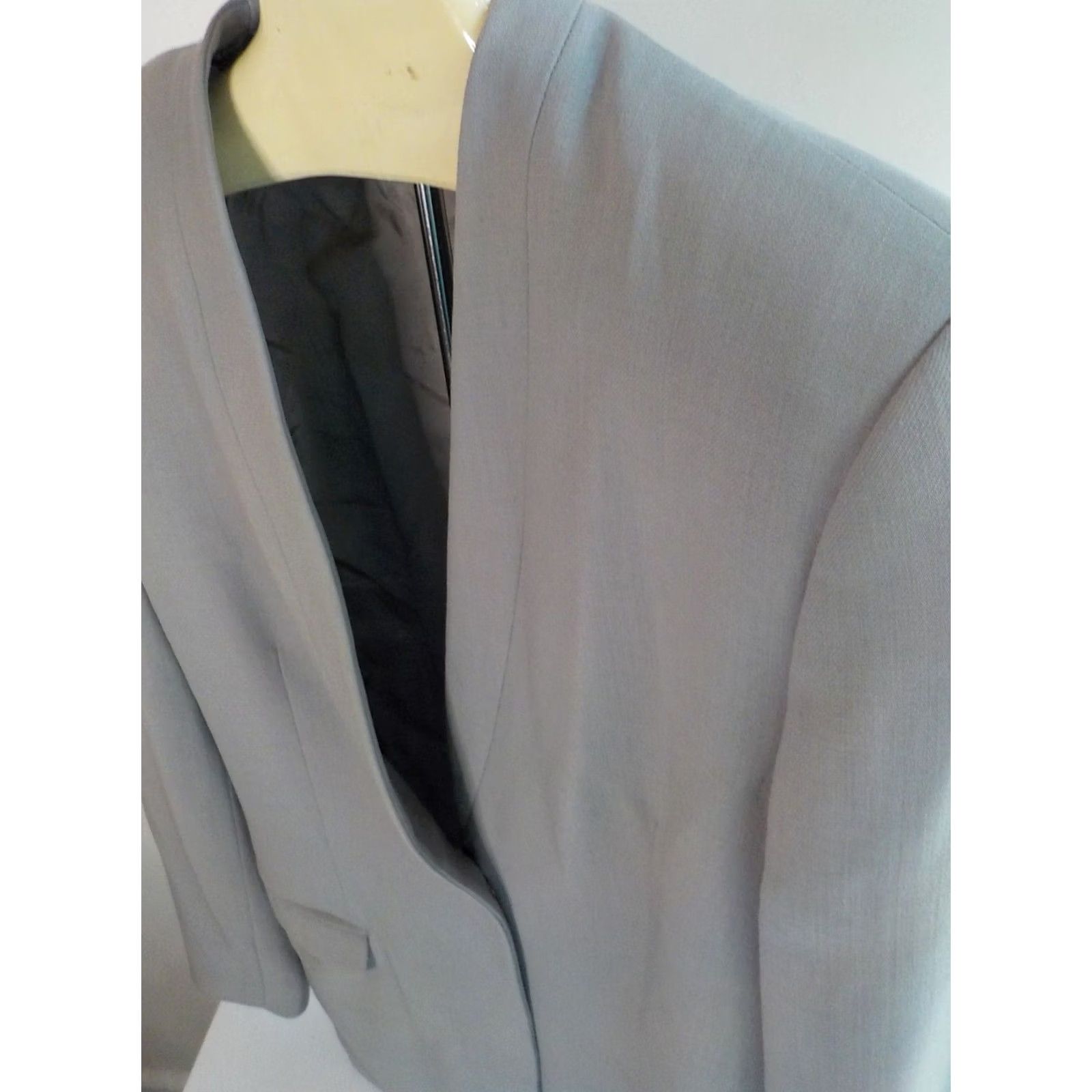 Emporio Armani Emporio Armani 1 Button Blazer 100% Virgin Wool Gray Blazer Women Regular Size 12 100% Wool 42 US 12 Gray Mens Womens Girls Boys Size XL / US 12-14 / IT 48-50 - 5 Thumbnail